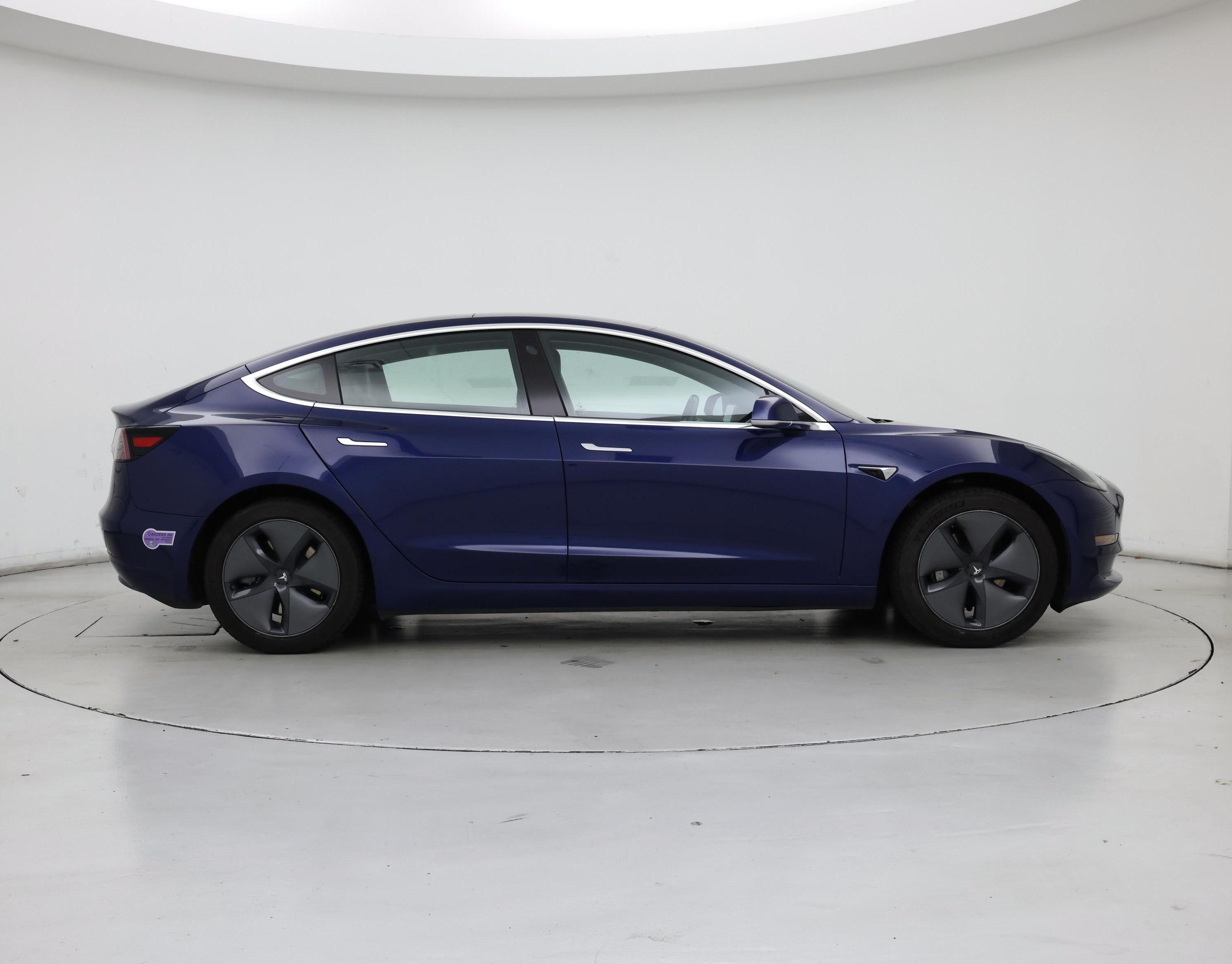 Thumbnail: 2019 Tesla Model 3 - 7