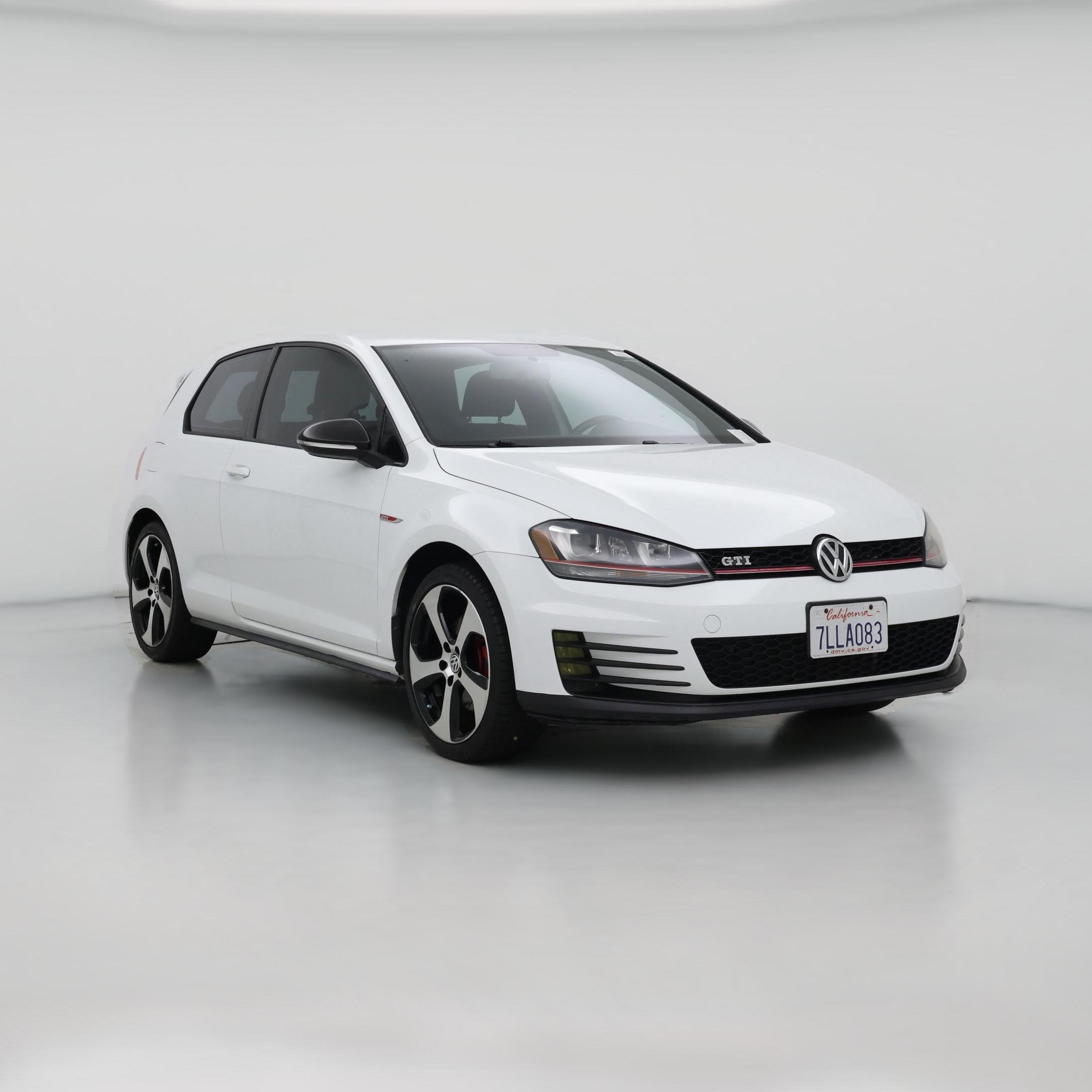 Thumbnail: 2015 Volkswagen Golf - 1