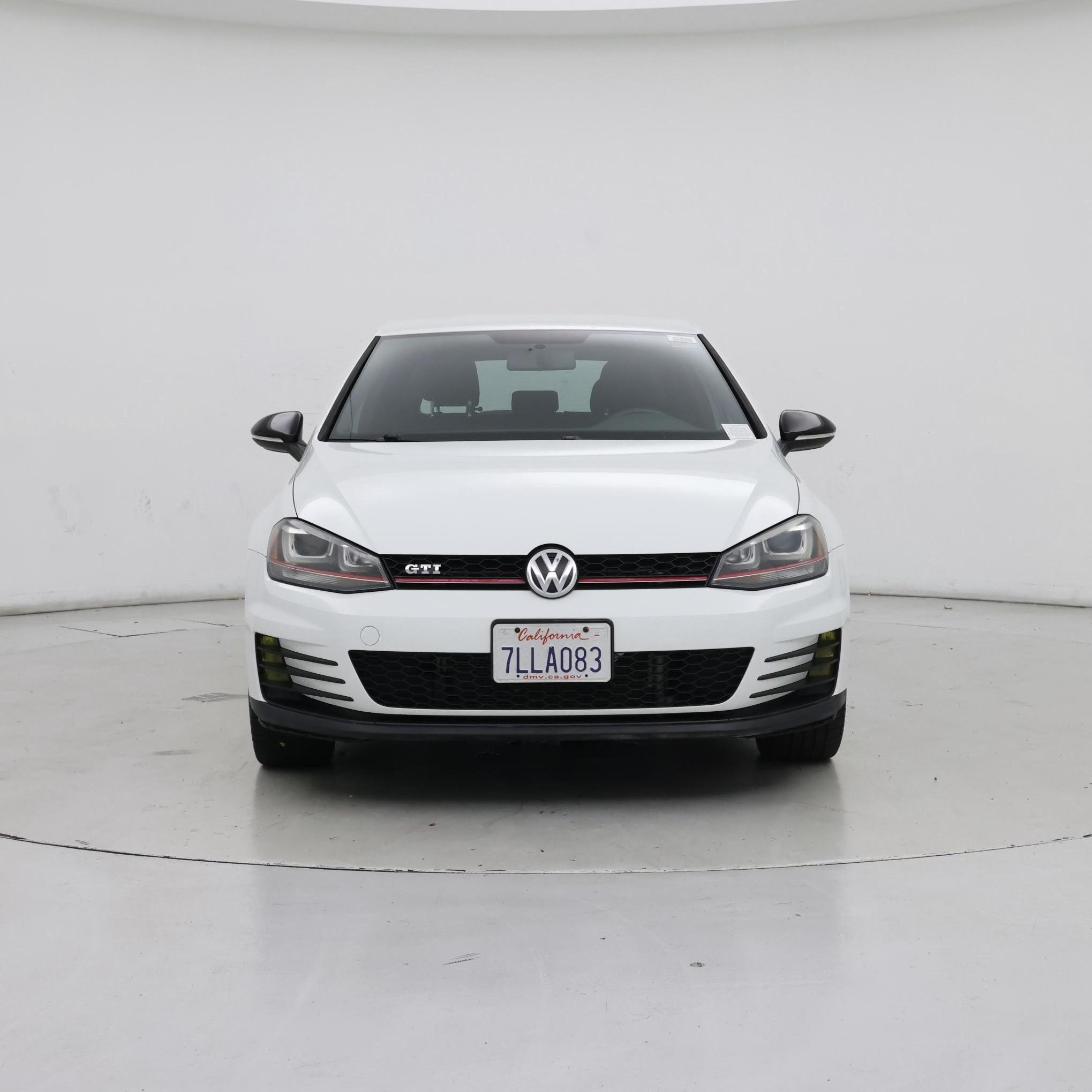 Thumbnail: 2015 Volkswagen Golf - 5