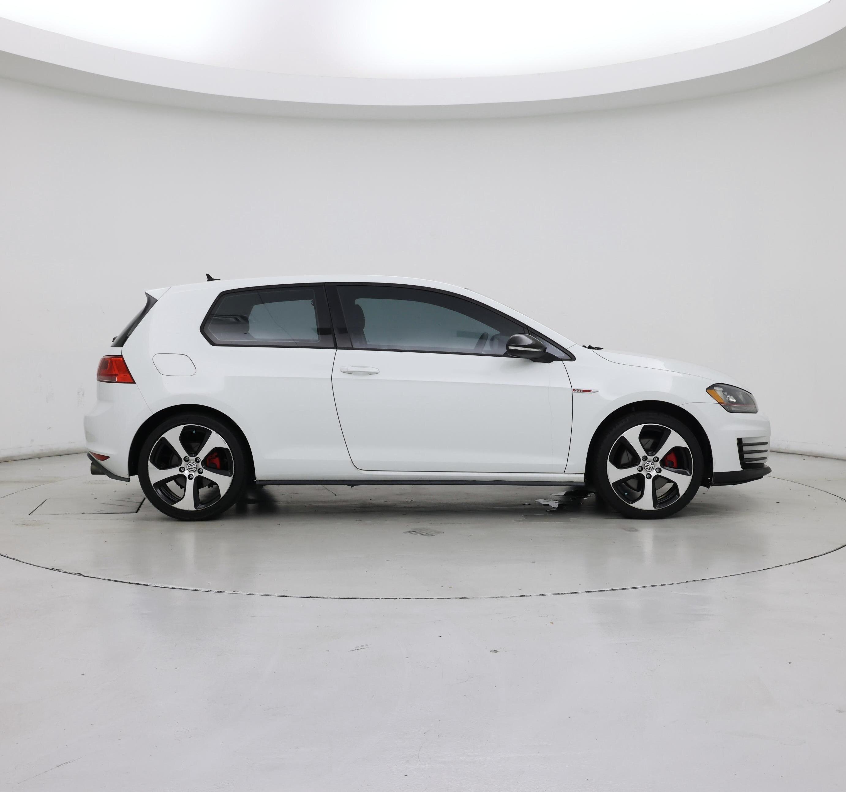 Thumbnail: 2015 Volkswagen Golf - 7