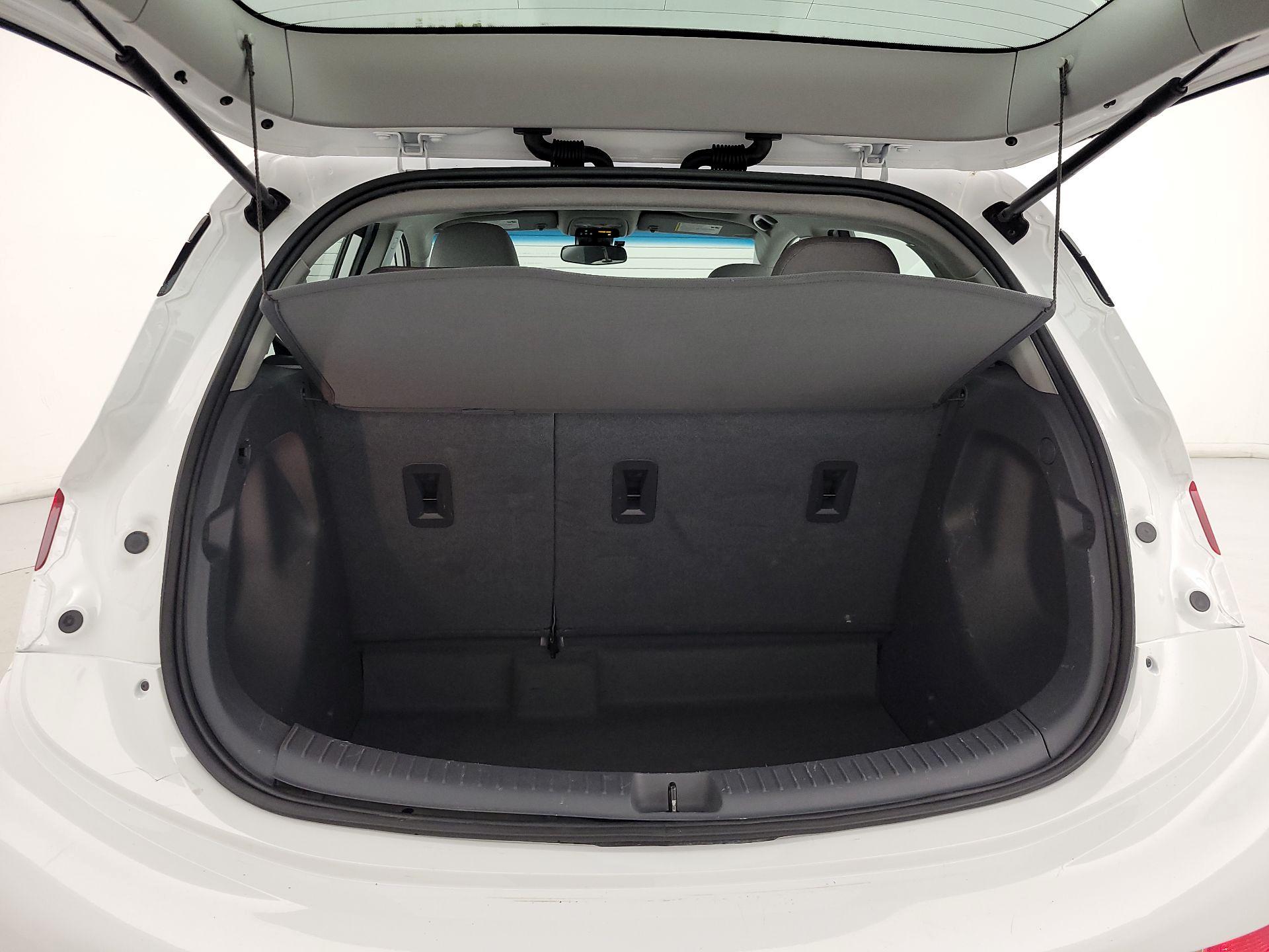 Thumbnail: 2020 Chevrolet Bolt EV - 20