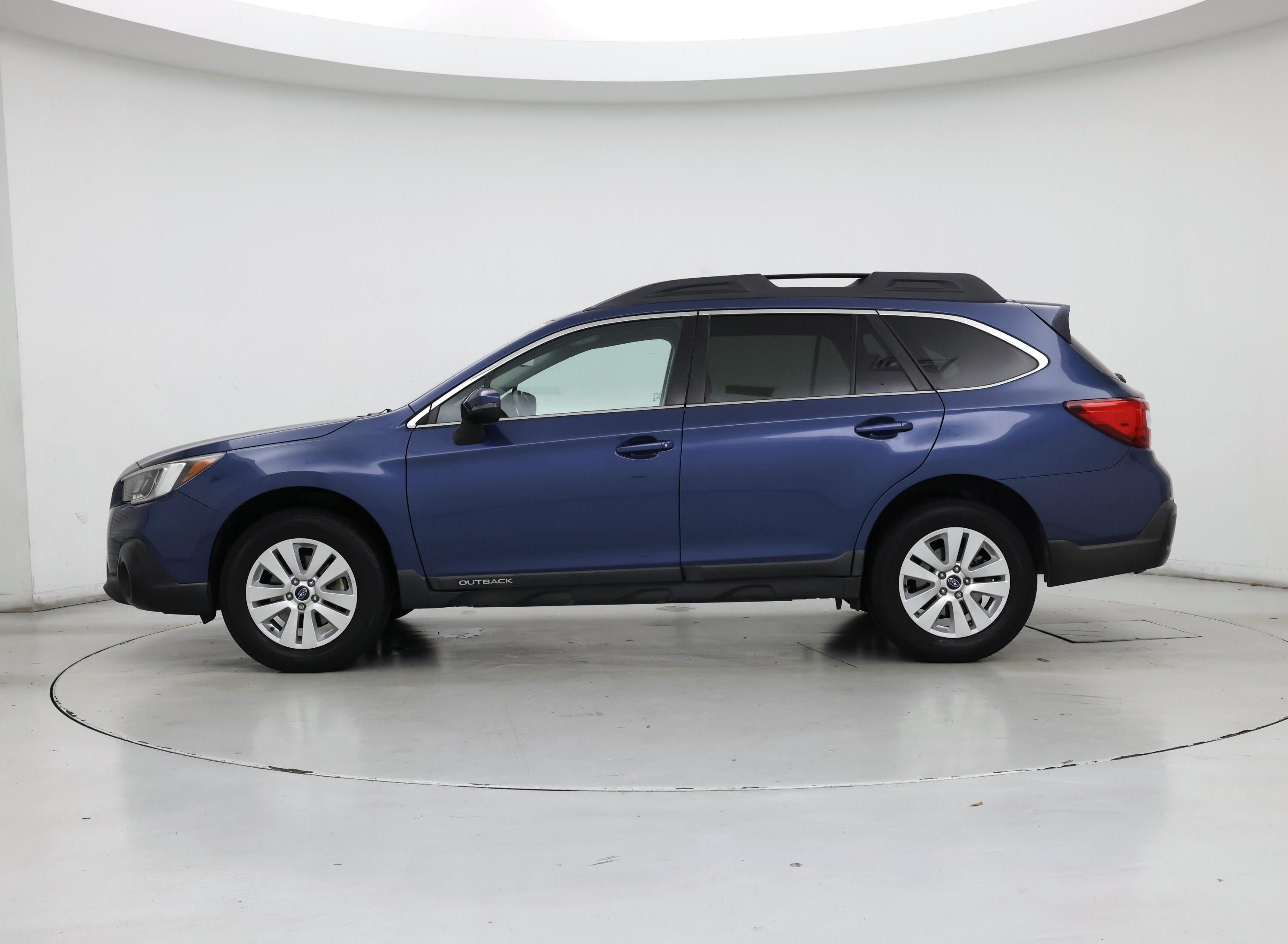 Thumbnail: 2019 Subaru Outback - 3