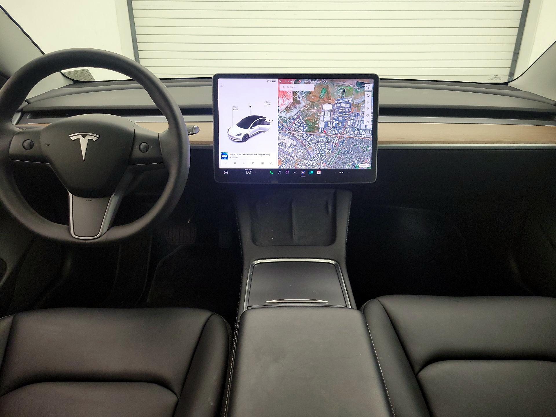 Thumbnail: 2022 Tesla Model 3 - 9