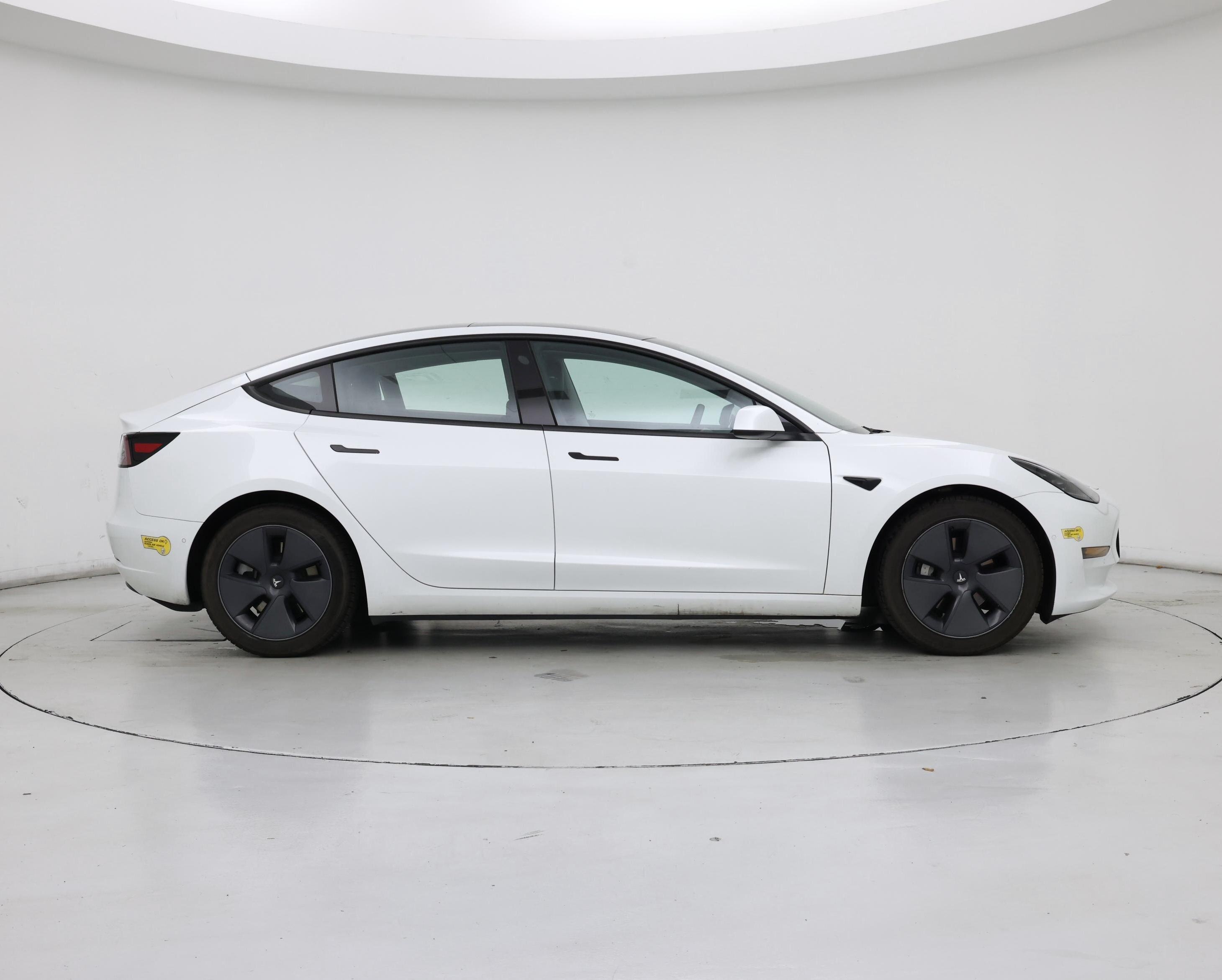 Thumbnail: 2022 Tesla Model 3 - 7