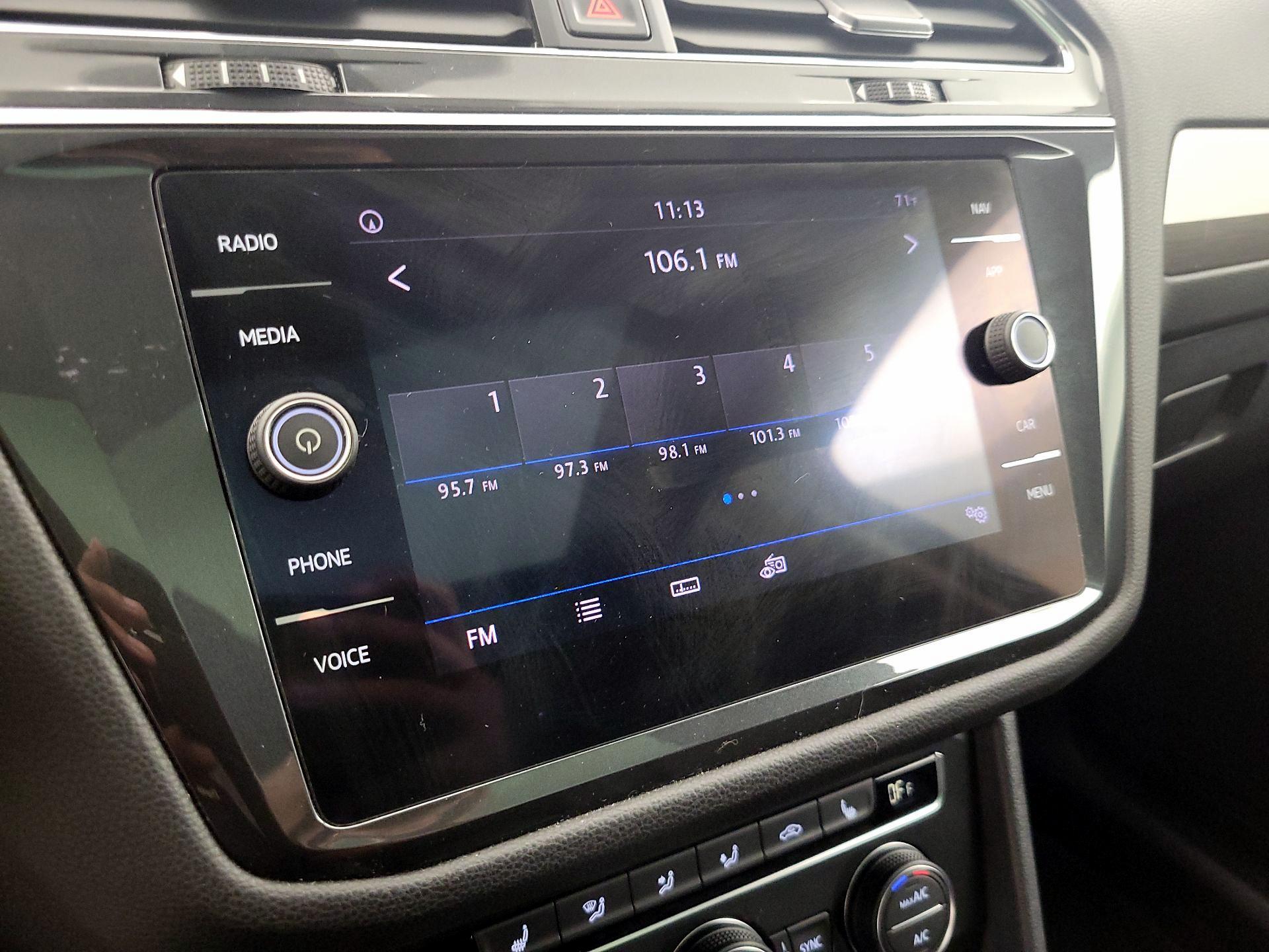 Thumbnail: 2019 Volkswagen Tiguan - 14