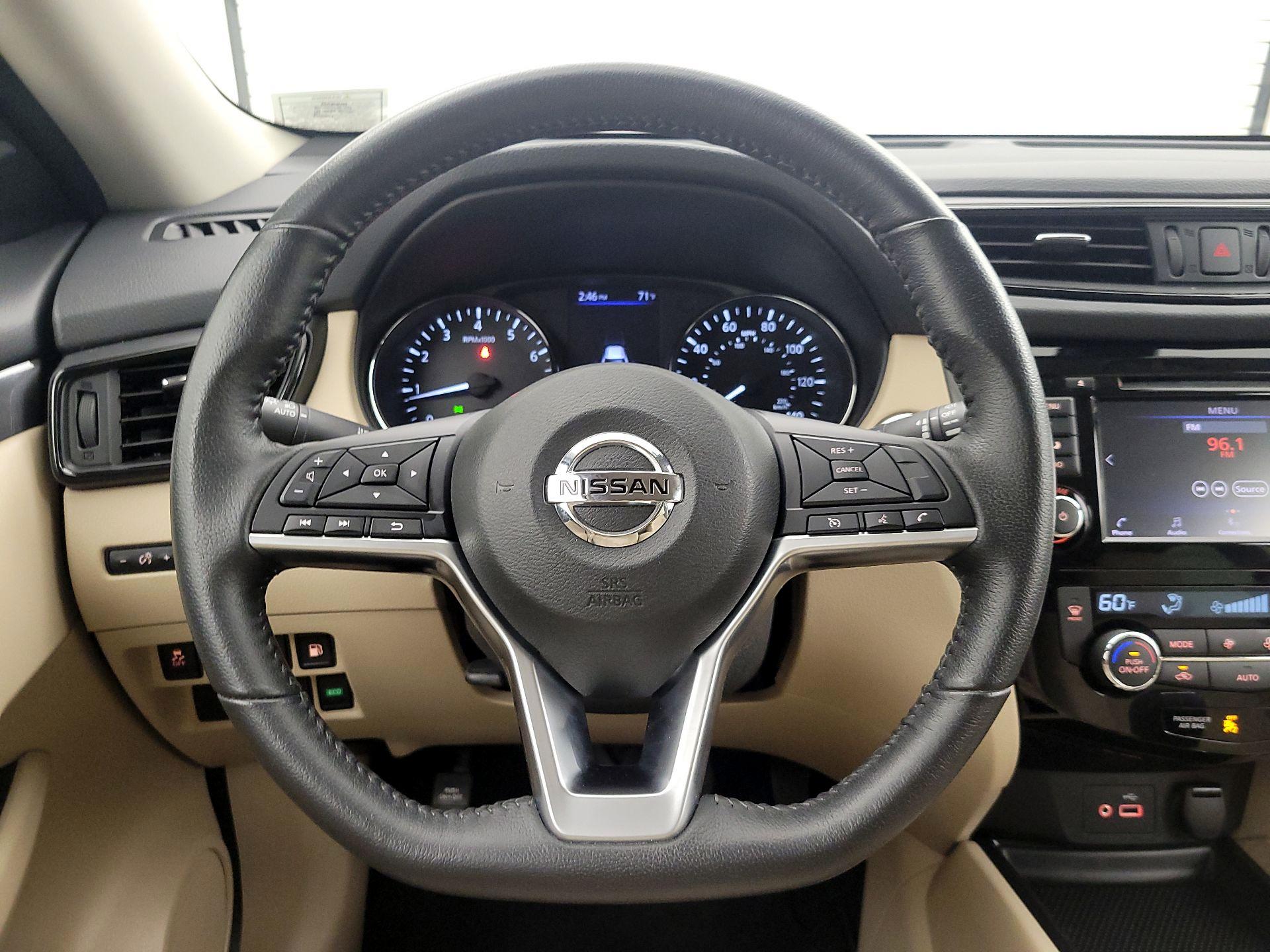 Thumbnail: 2020 Nissan Rogue - 10