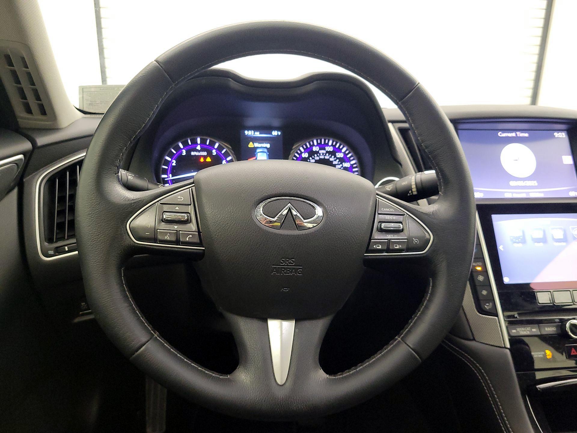 Thumbnail: 2016 INFINITI Q50 - 10