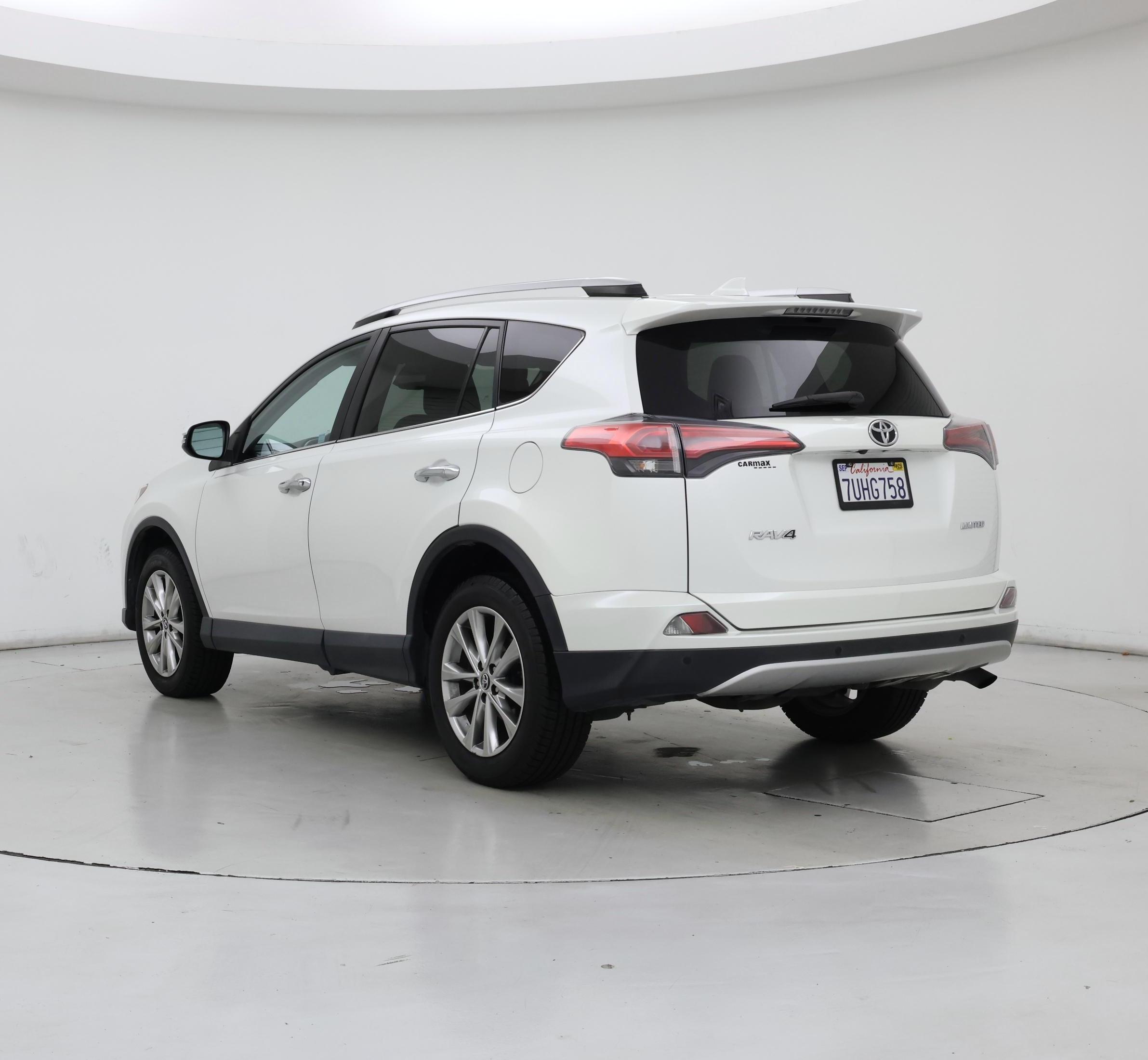 Thumbnail: 2016 Toyota RAV4 - 2