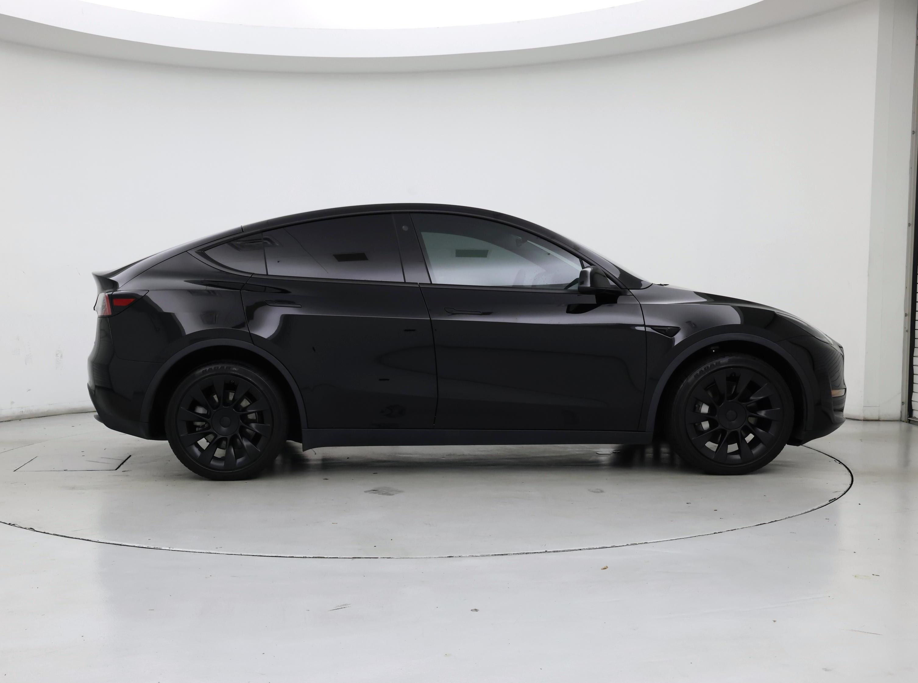 Thumbnail: 2022 Tesla Model Y - 7