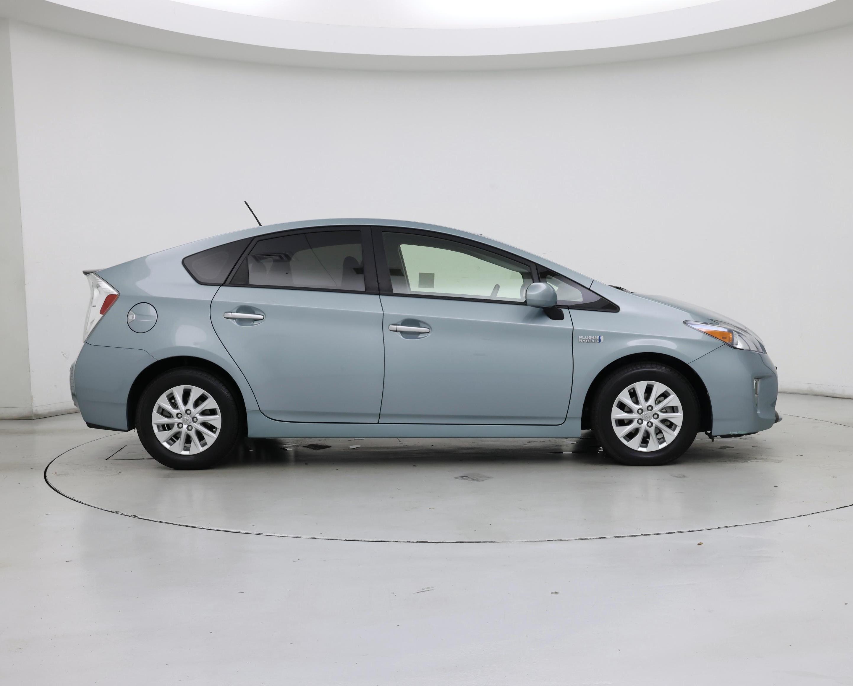 Thumbnail: 2014 Toyota Prius - 7
