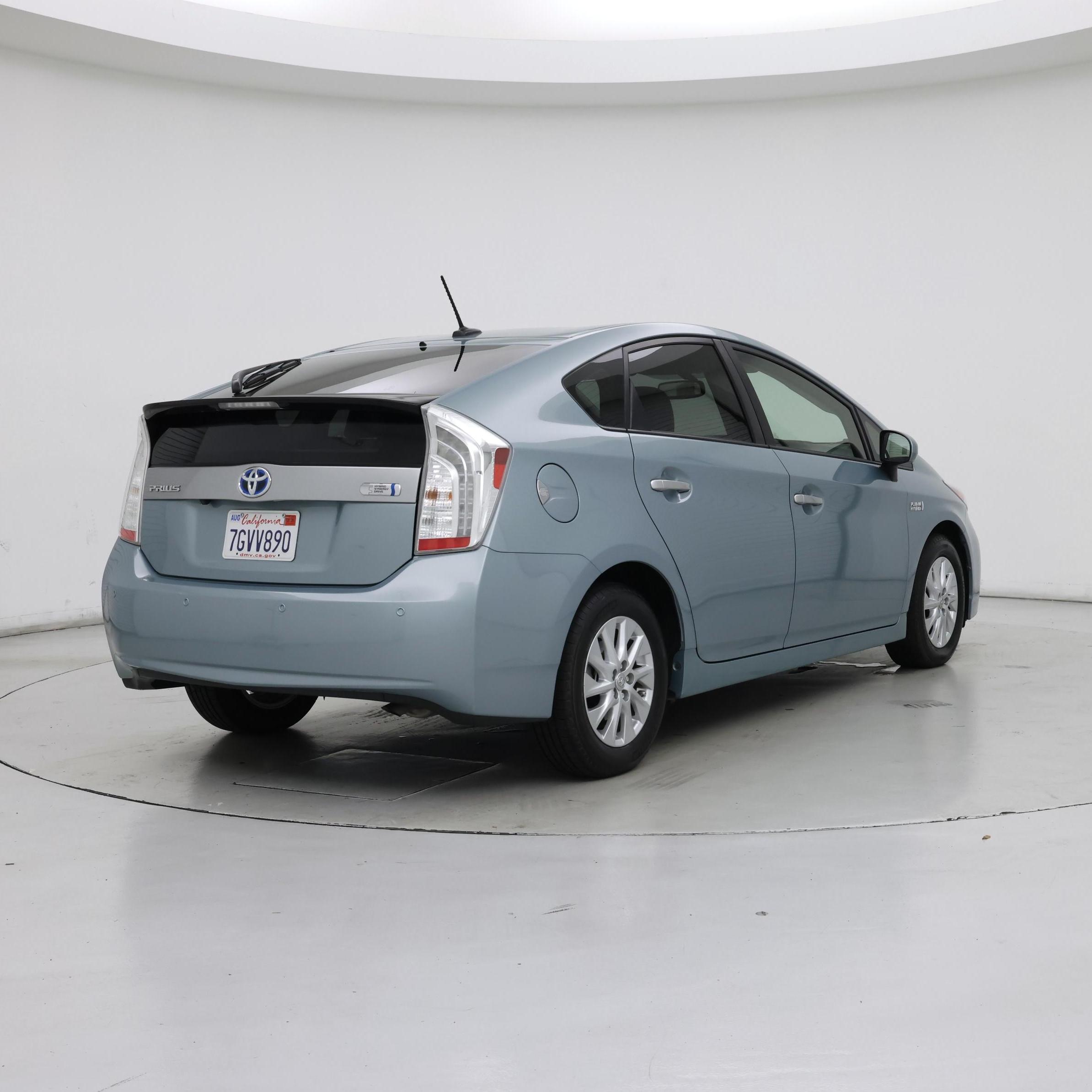 Thumbnail: 2014 Toyota Prius - 8