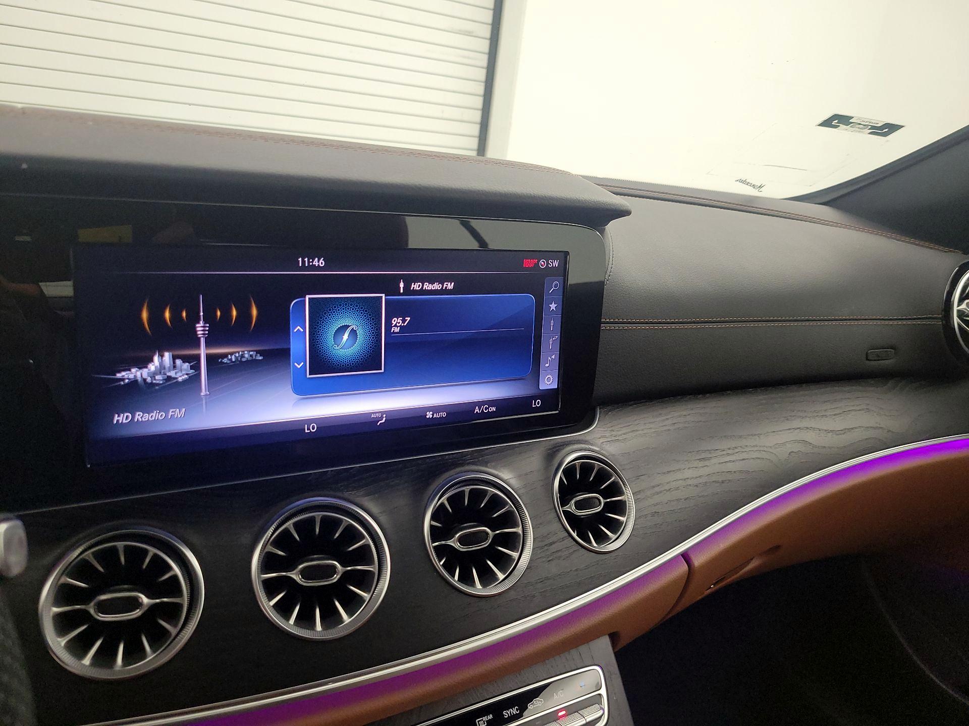 Thumbnail: 2018 Mercedes-Benz E-Class - 16