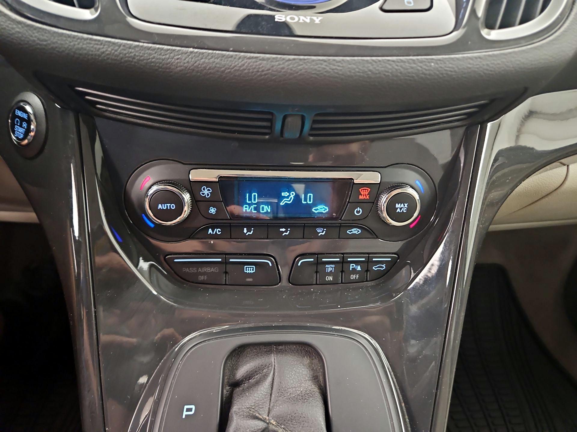 Thumbnail: 2014 Ford Escape - 17