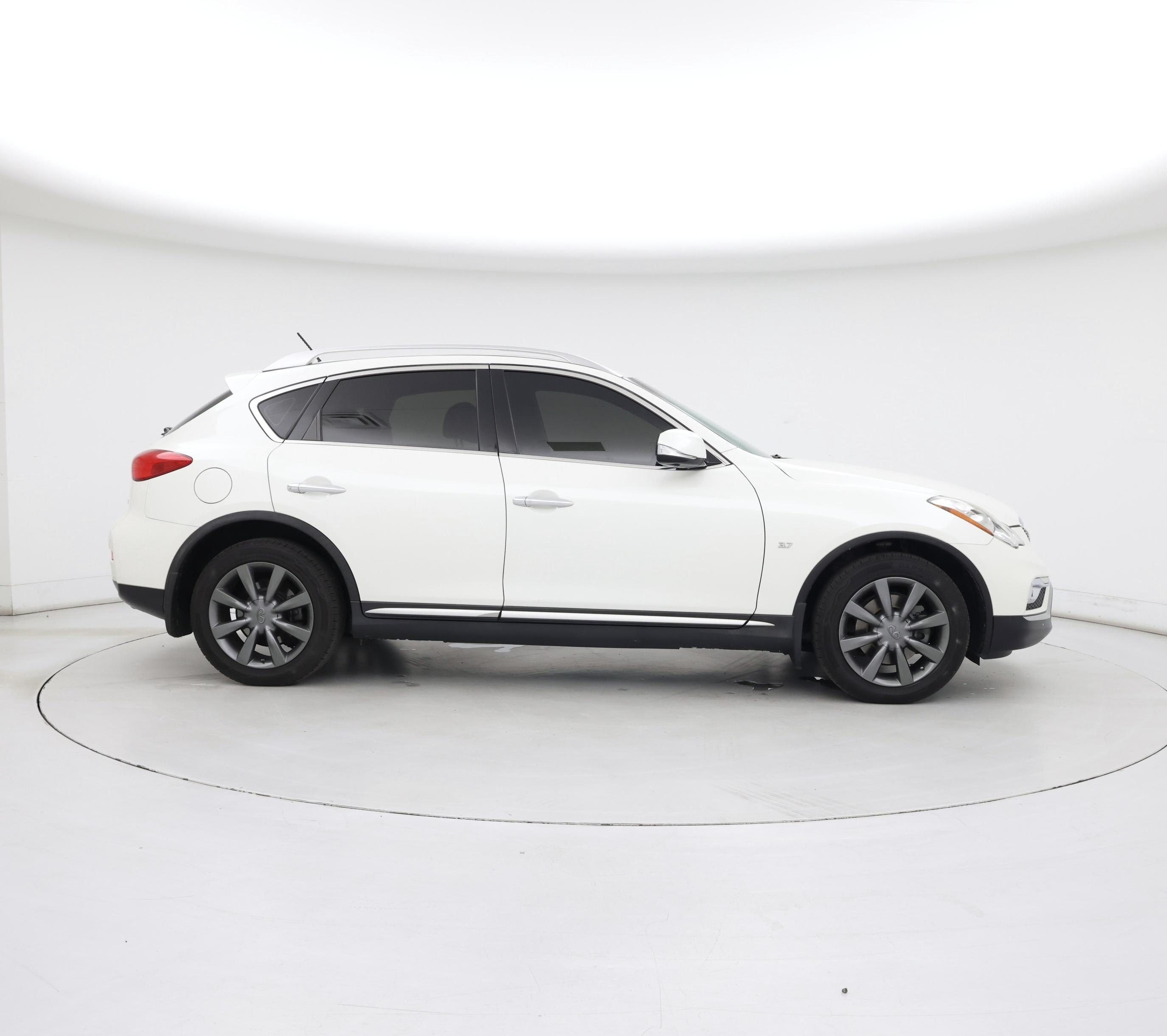 Thumbnail: 2017 INFINITI QX50 - 7
