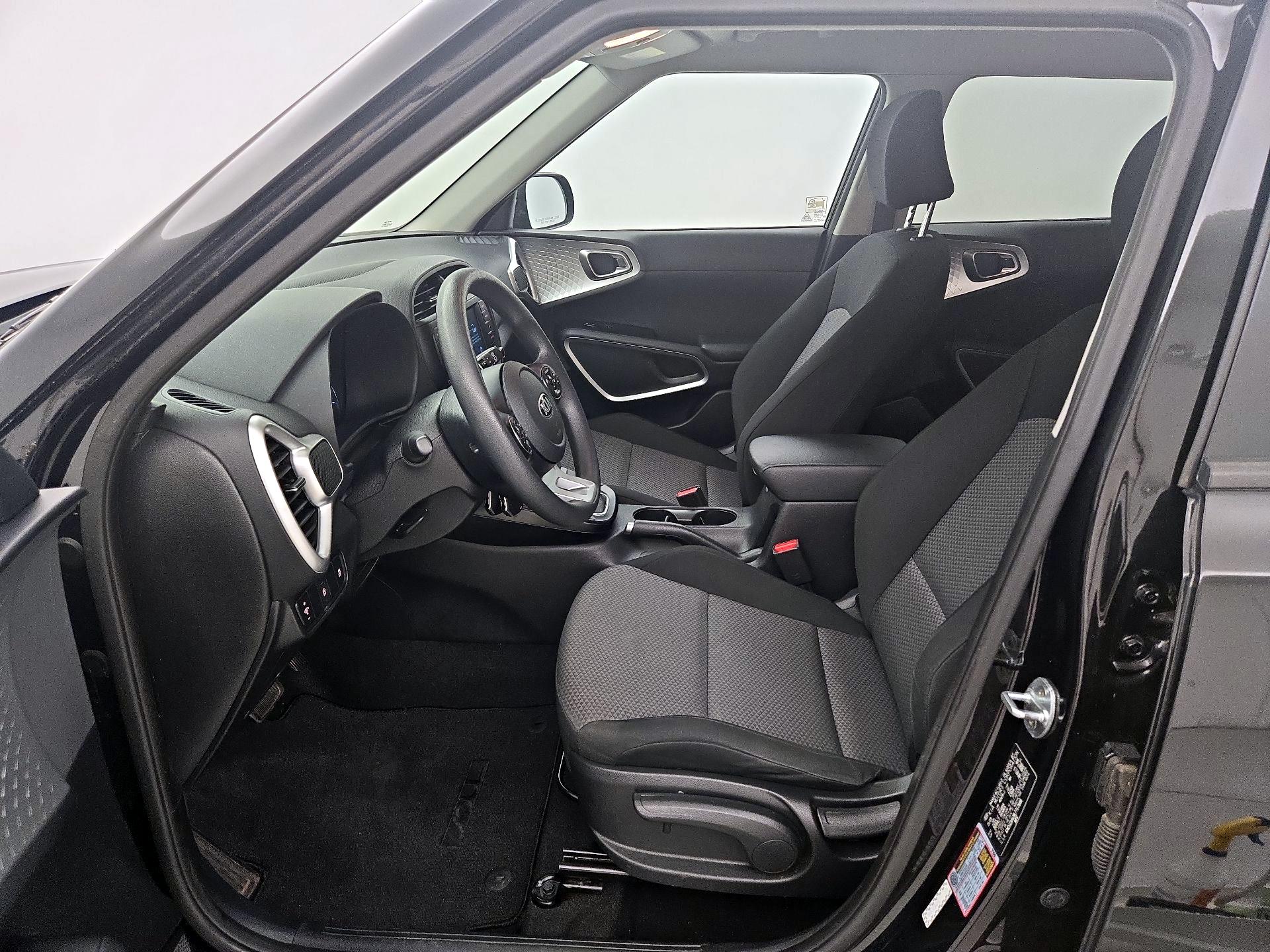 Thumbnail: 2020 Kia Soul - 11