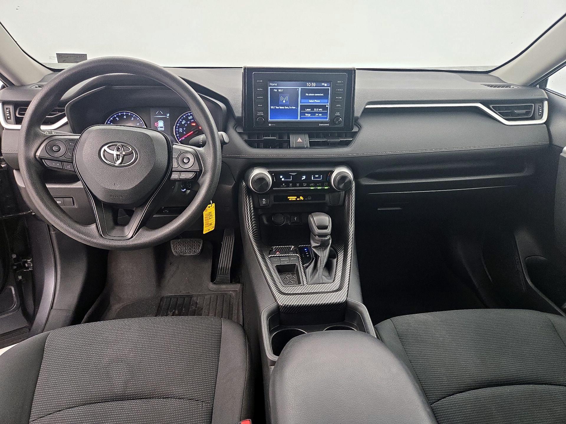 Thumbnail: 2021 Toyota RAV4 - 9