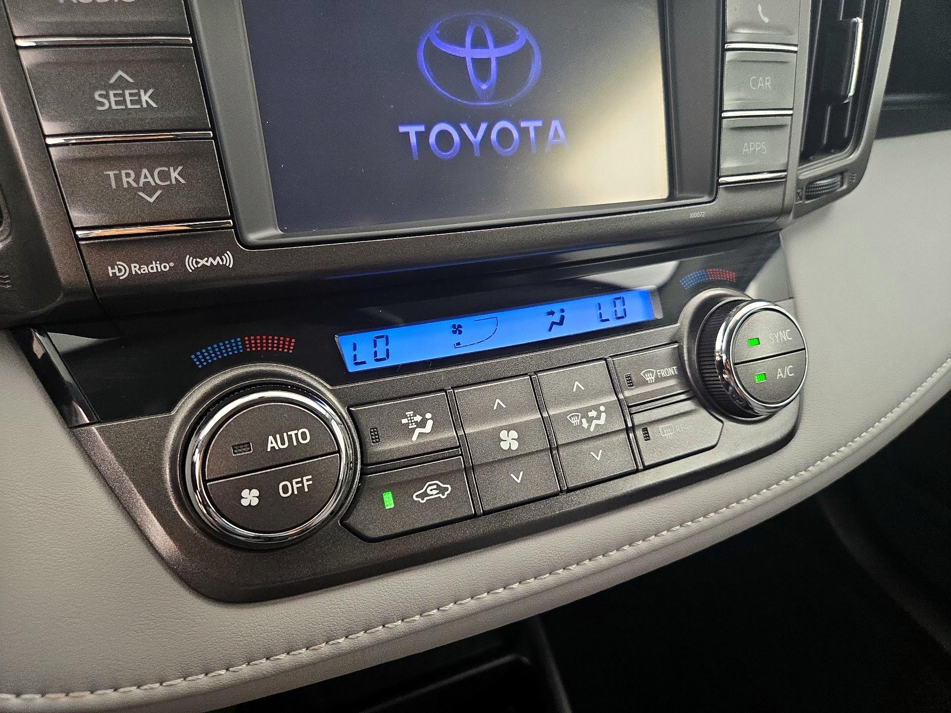 Thumbnail: 2013 Toyota RAV4 - 16