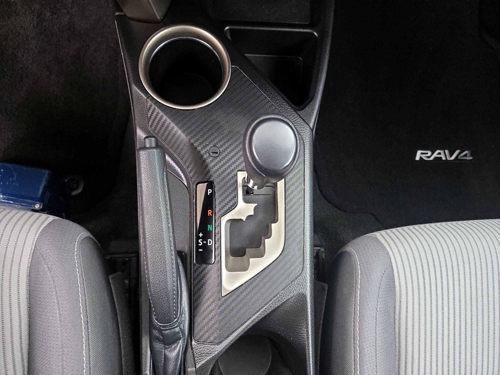 Thumbnail: 2013 Toyota RAV4 - 17