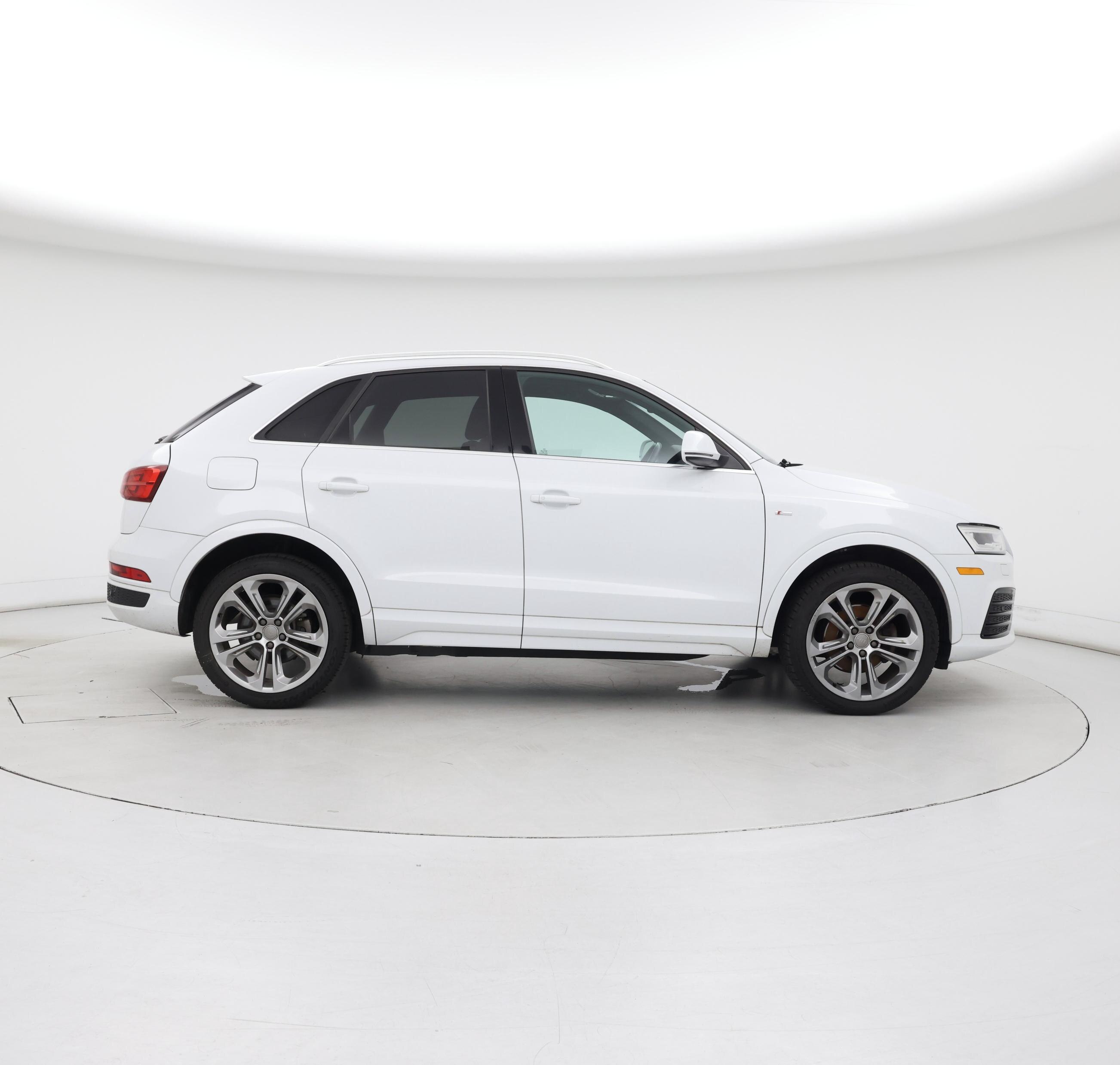 Thumbnail: 2016 Audi Q3 - 7