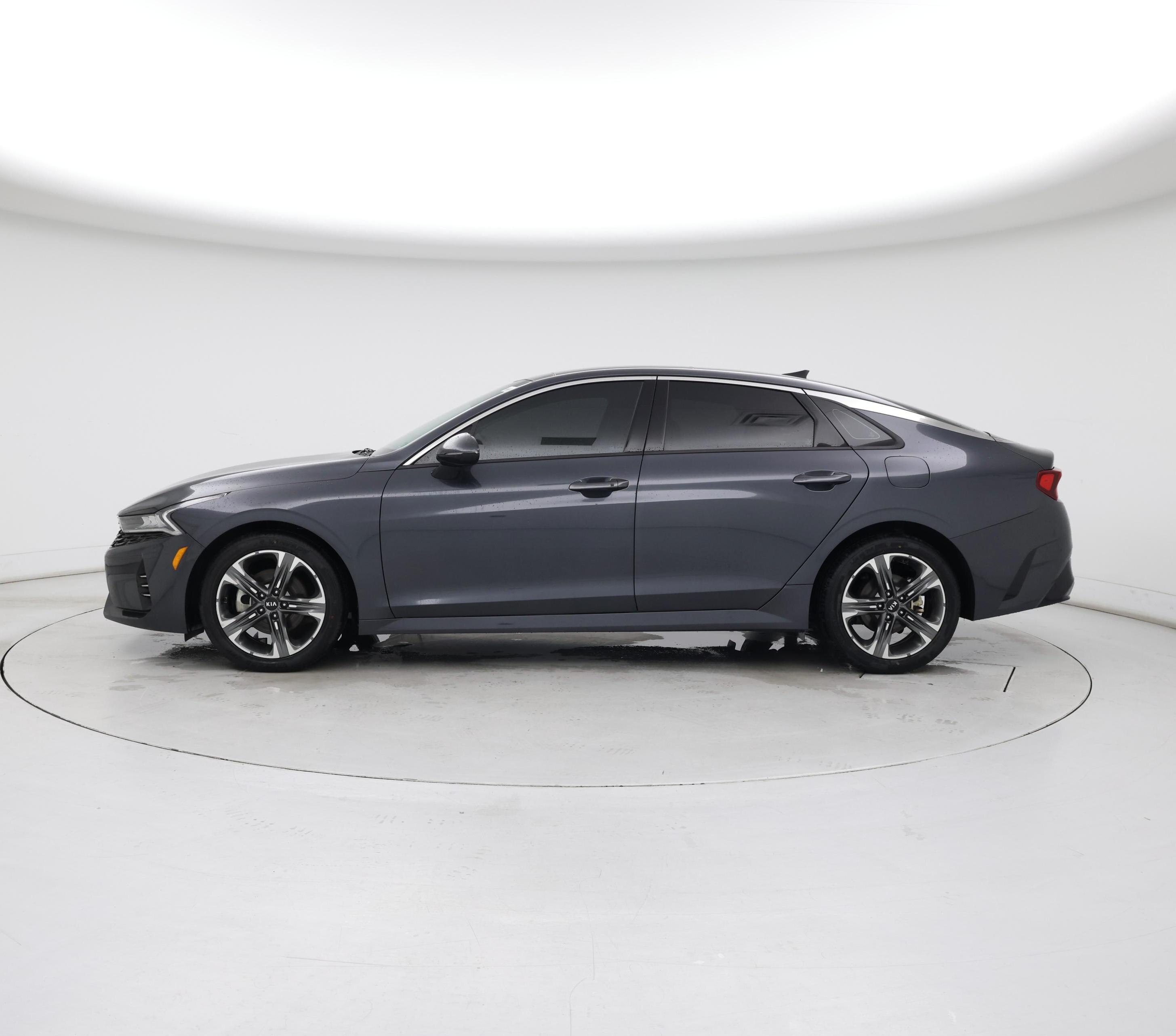 Thumbnail: 2021 Kia K5 - 3