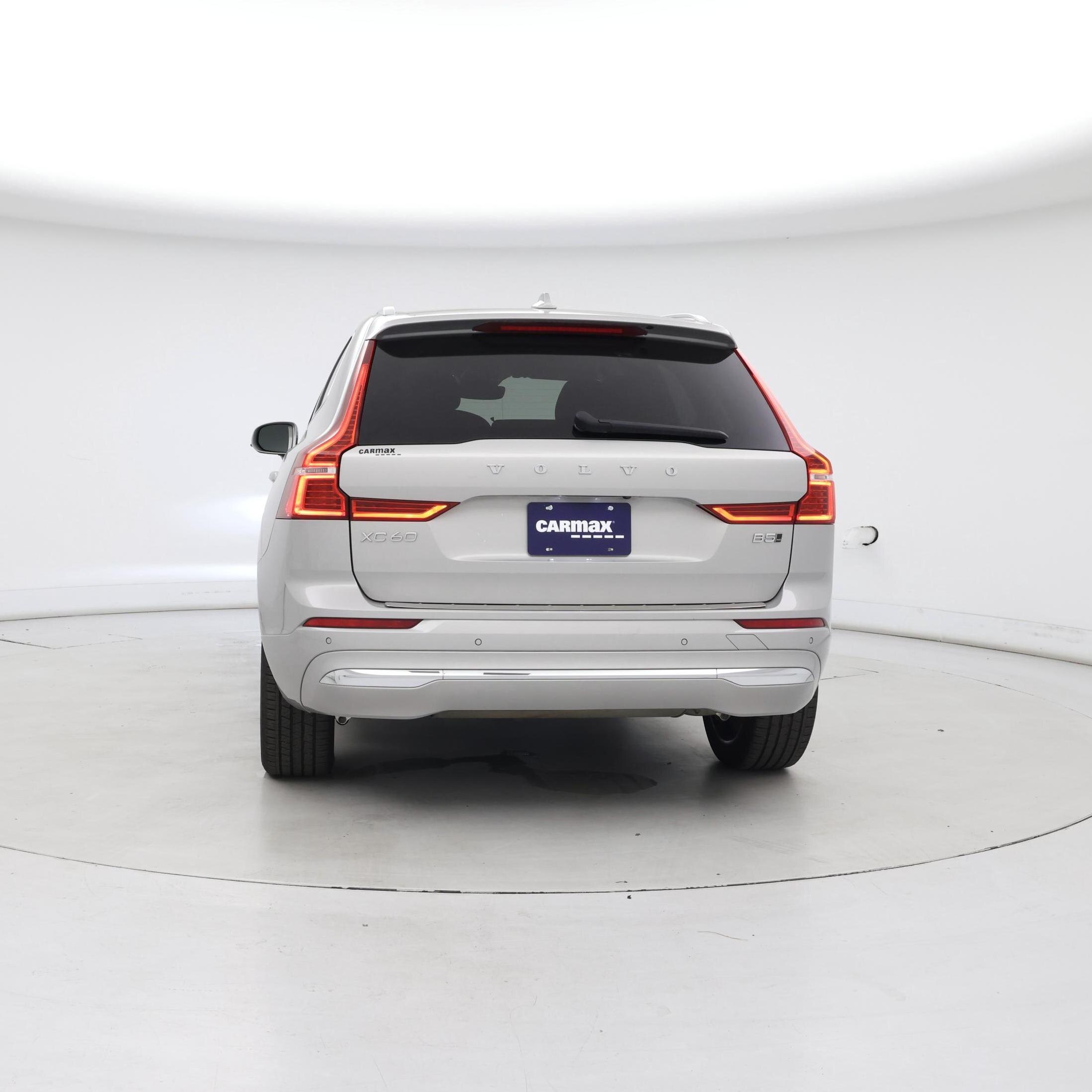 Thumbnail: 2022 Volvo XC60 - 6