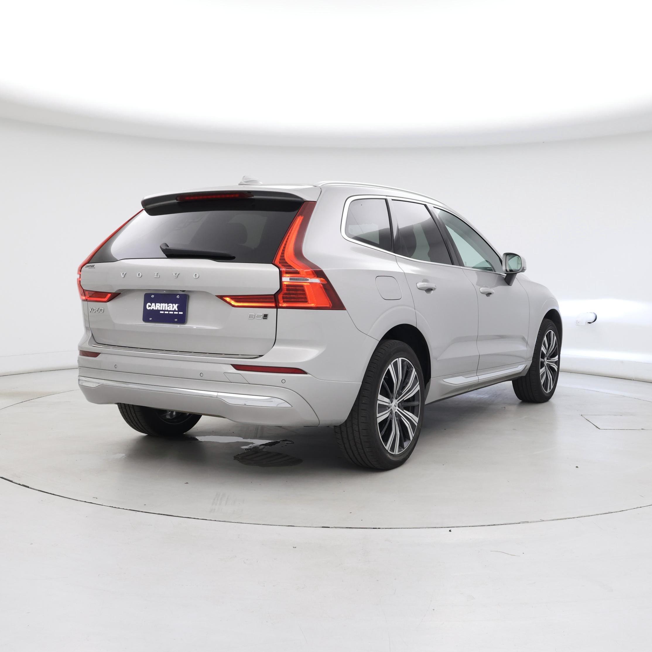 Thumbnail: 2022 Volvo XC60 - 8