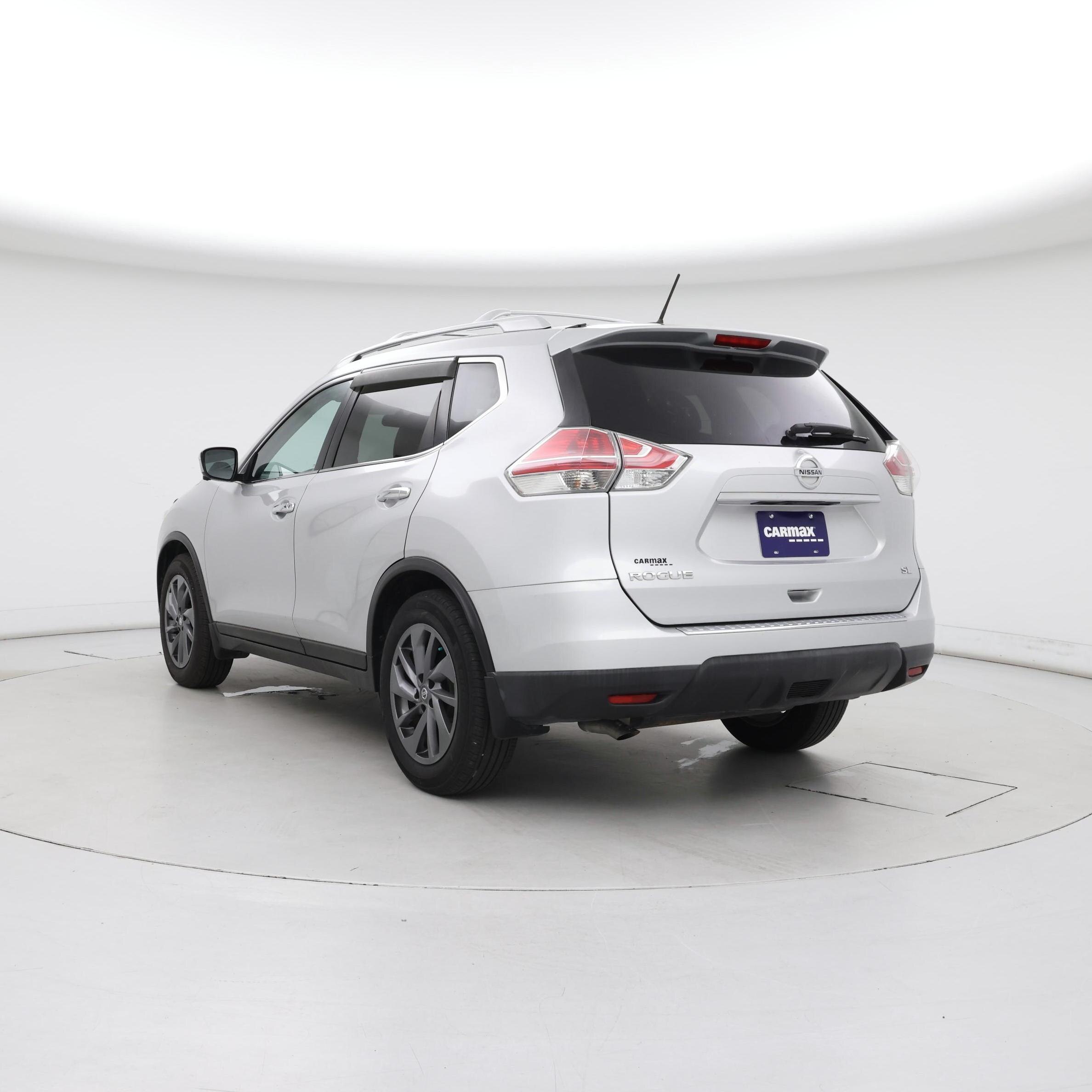 Thumbnail: 2016 Nissan Rogue - 2