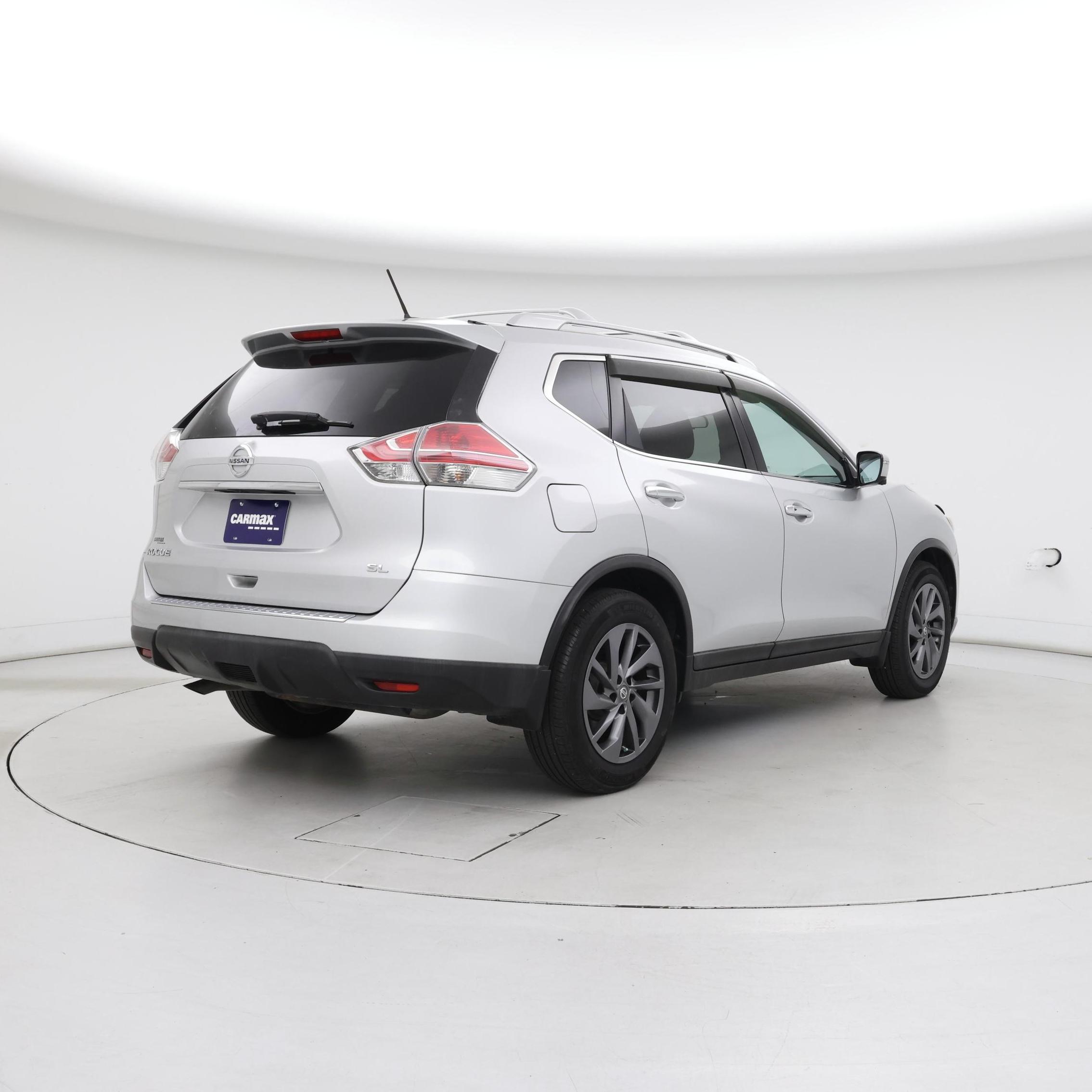 Thumbnail: 2016 Nissan Rogue - 8