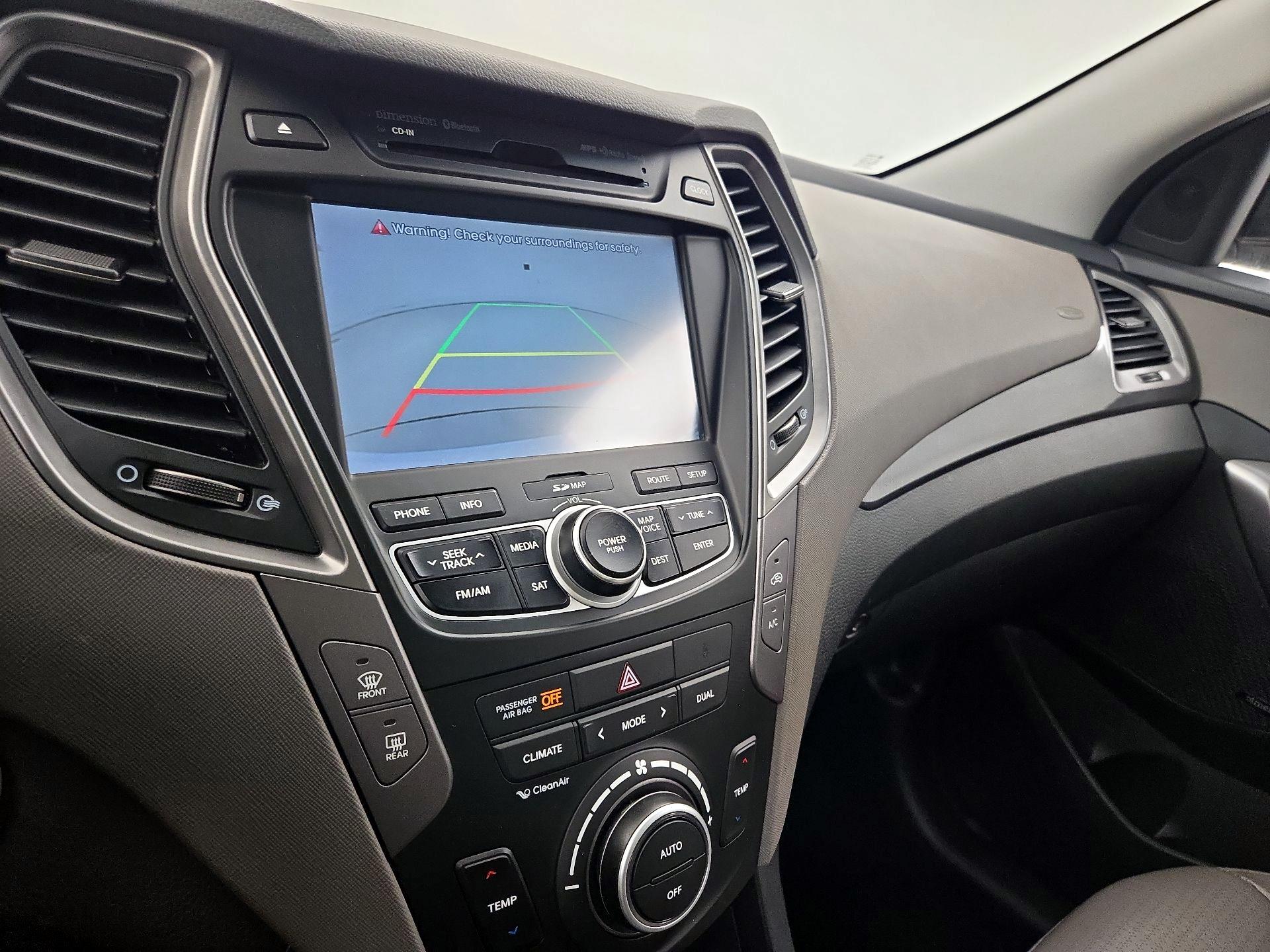 Thumbnail: 2016 Hyundai Santa Fe - 15