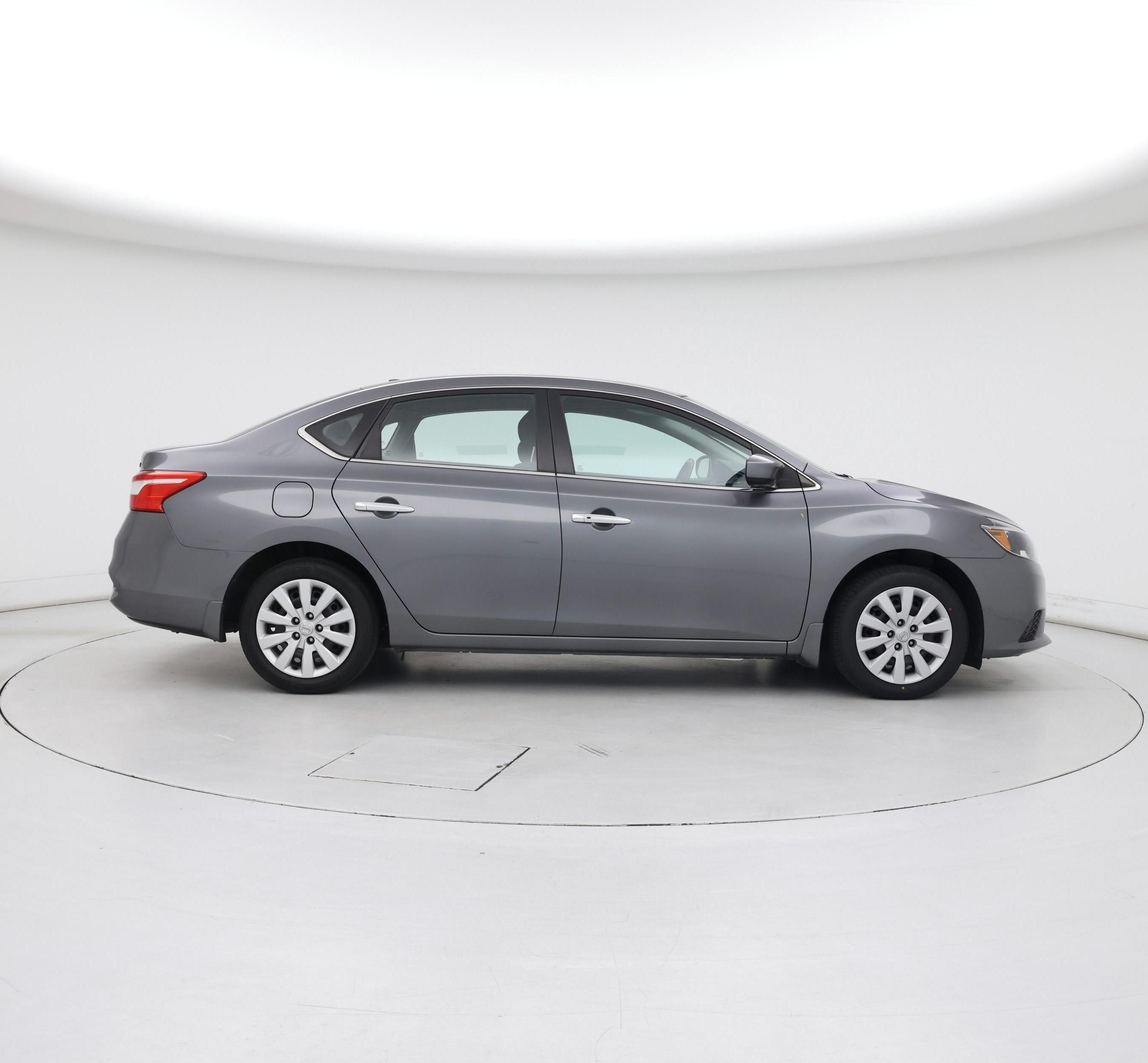 Thumbnail: 2017 Nissan Sentra - 7