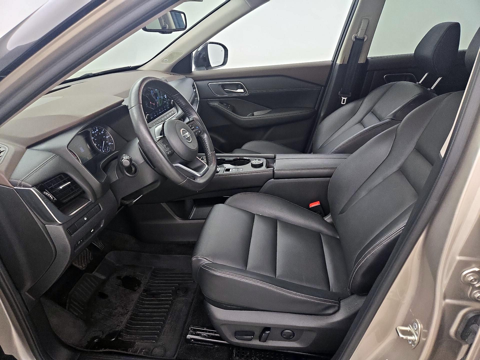 Thumbnail: 2021 Nissan Rogue - 11