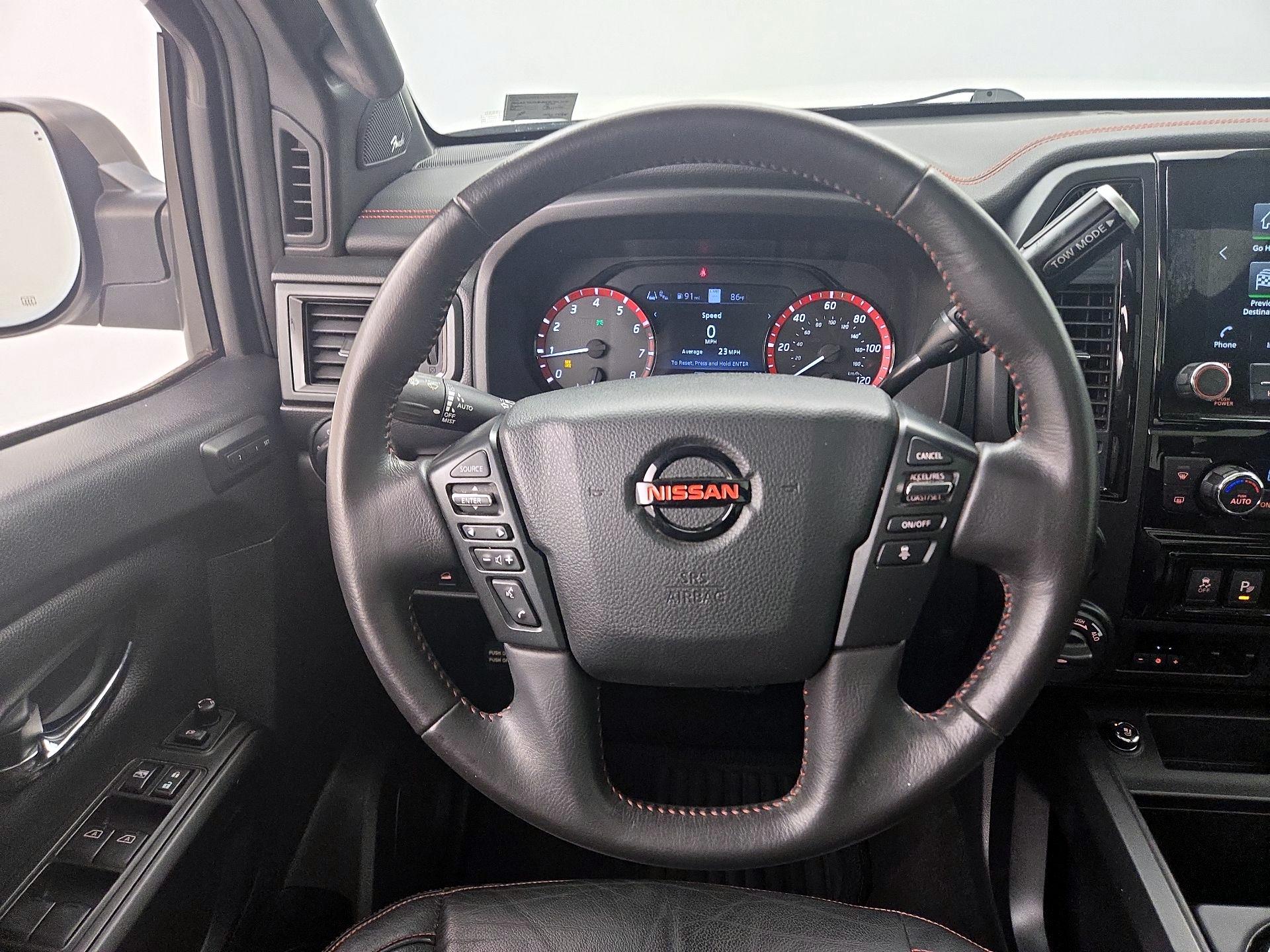 Thumbnail: 2020 Nissan Titan - 10