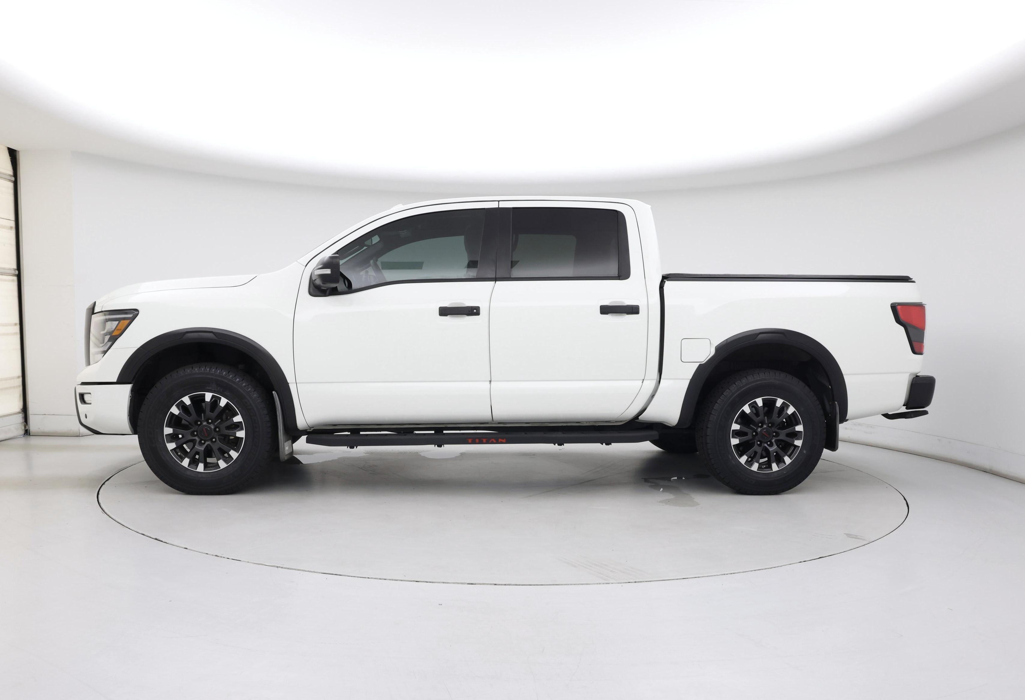 Thumbnail: 2020 Nissan Titan - 3