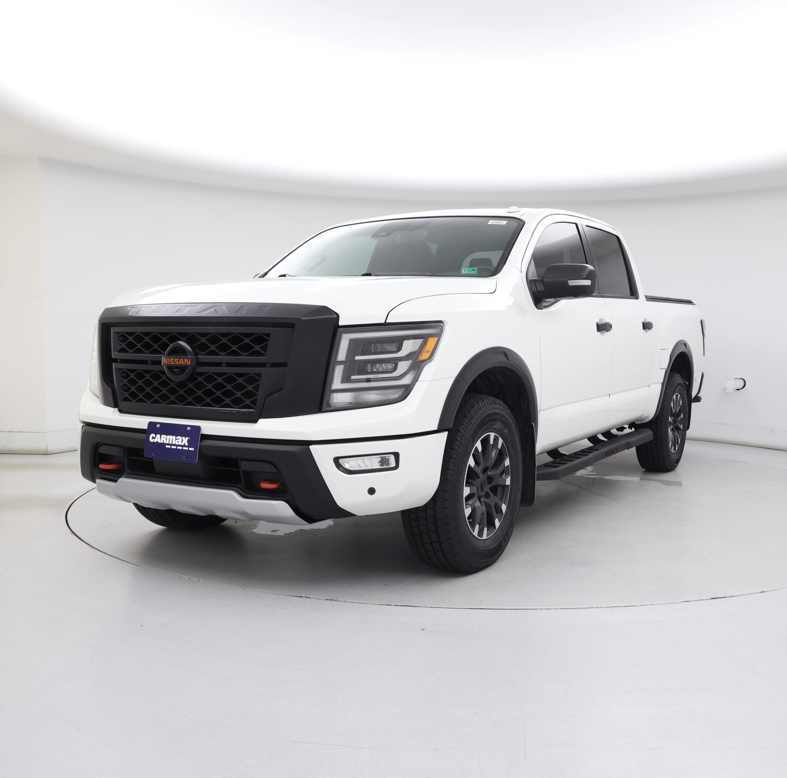 Thumbnail: 2020 Nissan Titan - 4