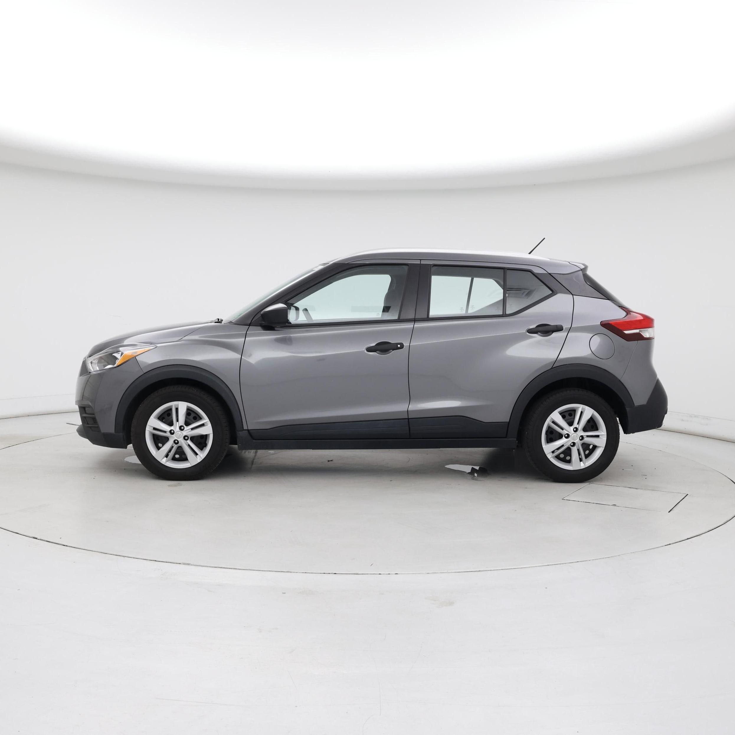 Thumbnail: 2018 Nissan Kicks - 3