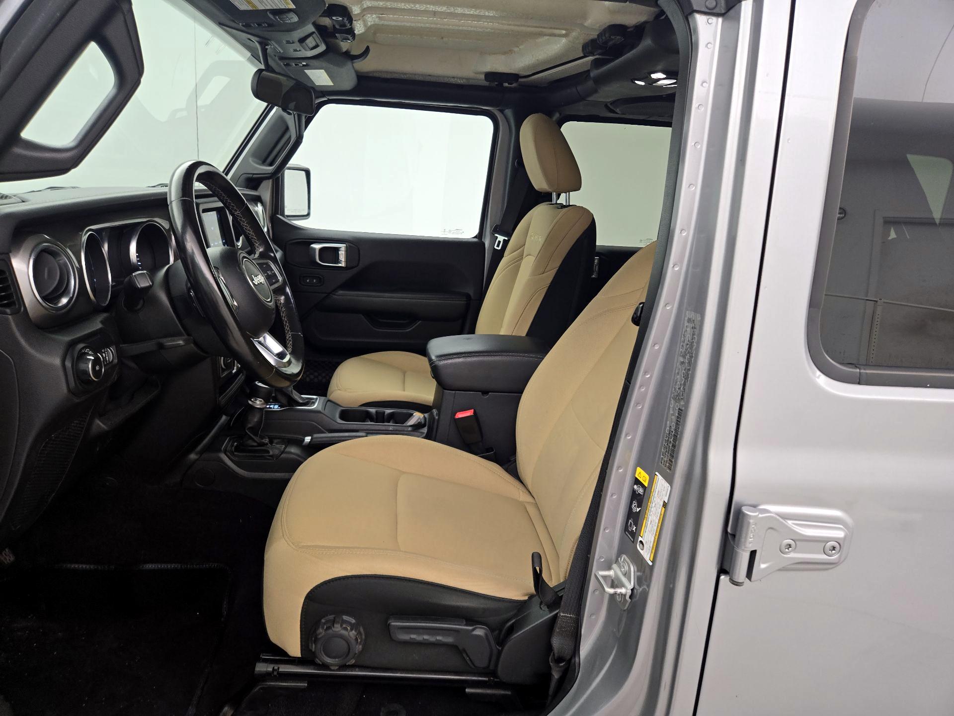 Thumbnail: 2021 Jeep Wrangler - 11