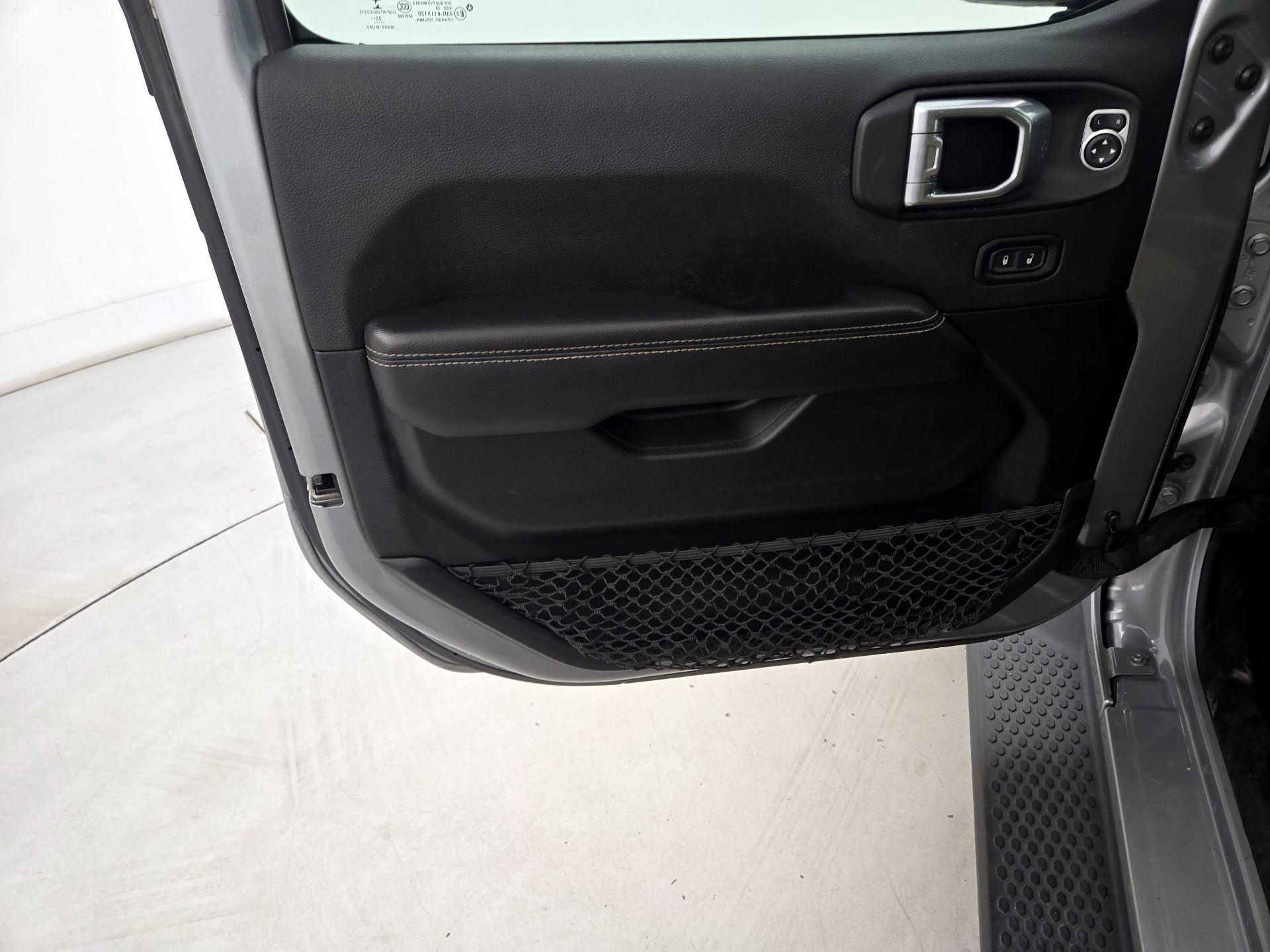 Thumbnail: 2021 Jeep Wrangler - 12