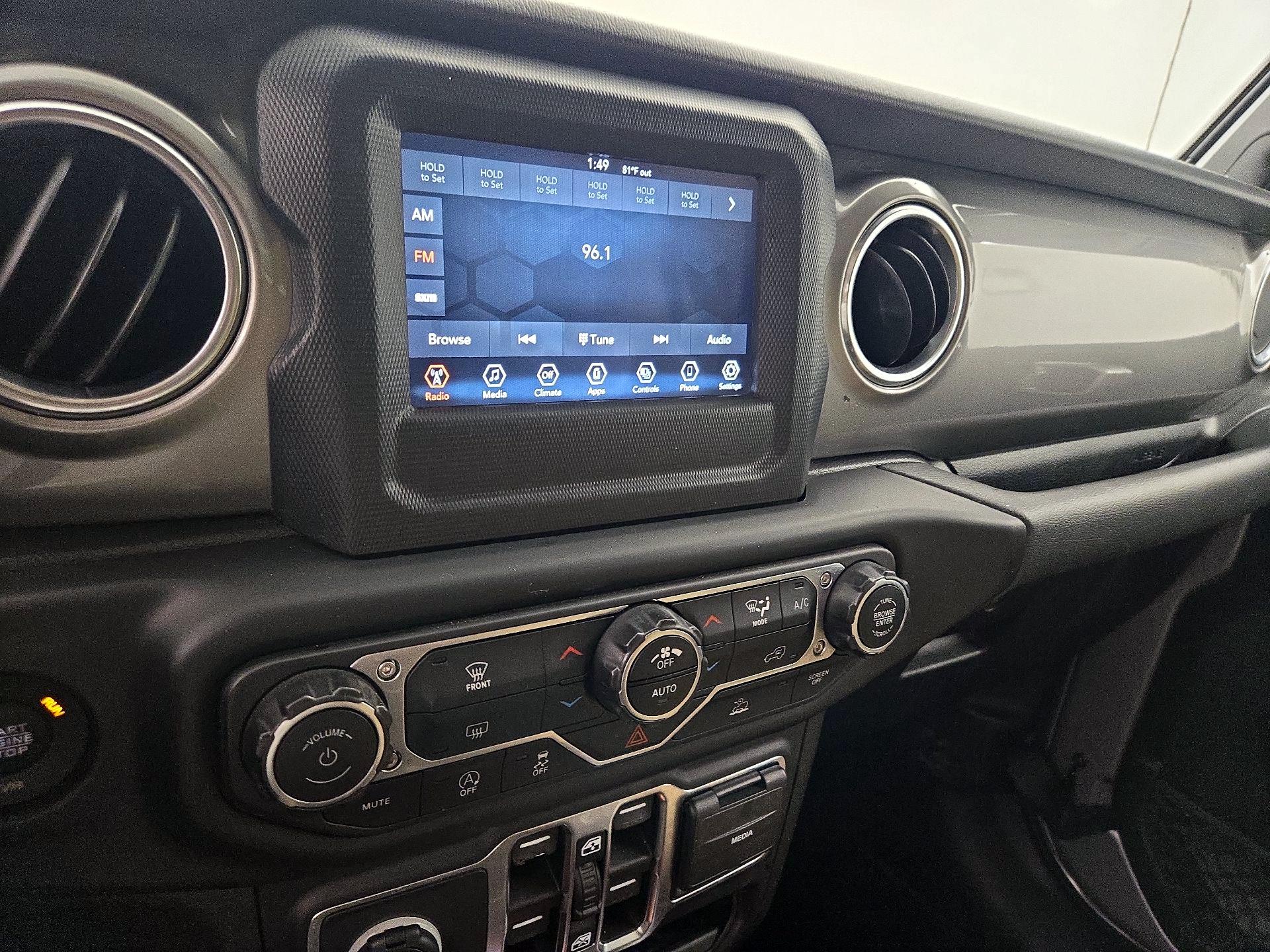 Thumbnail: 2021 Jeep Wrangler - 15