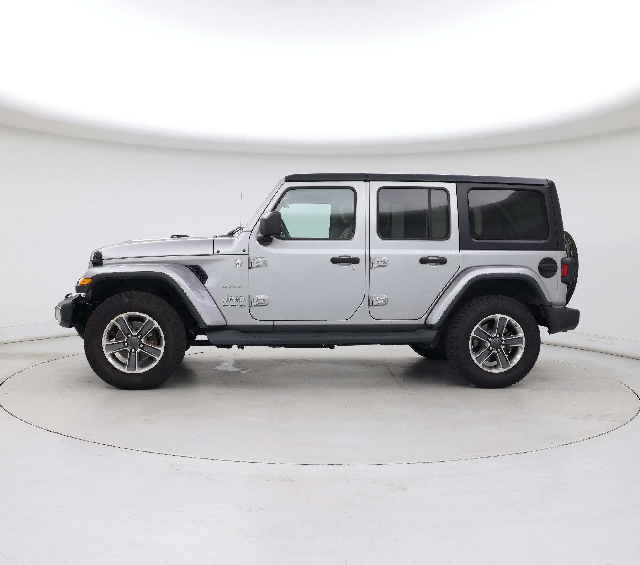 Thumbnail: 2021 Jeep Wrangler - 3