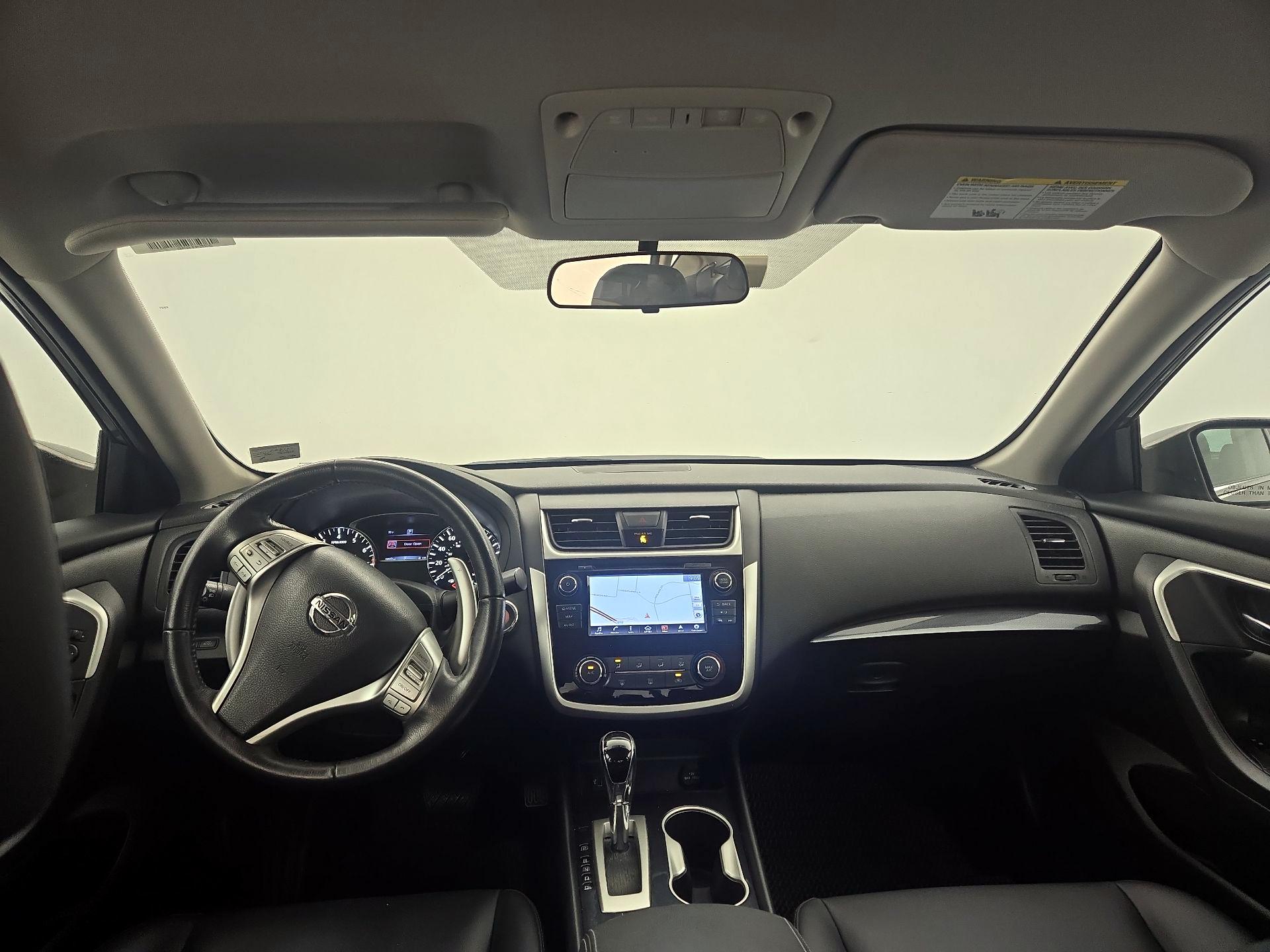 Thumbnail: 2018 Nissan Altima - 9