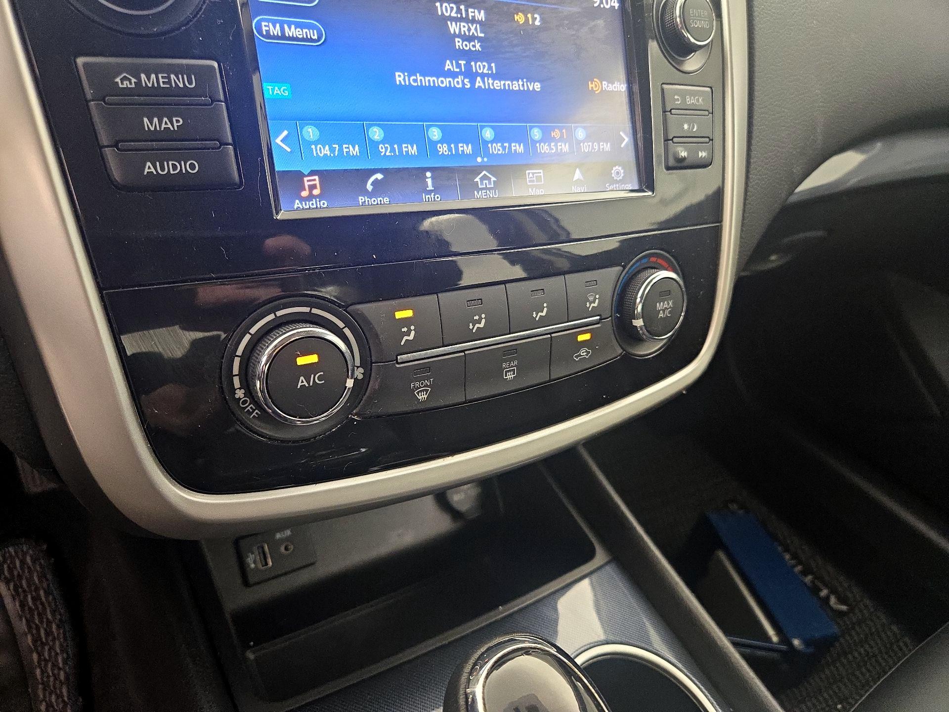 Thumbnail: 2018 Nissan Altima - 17