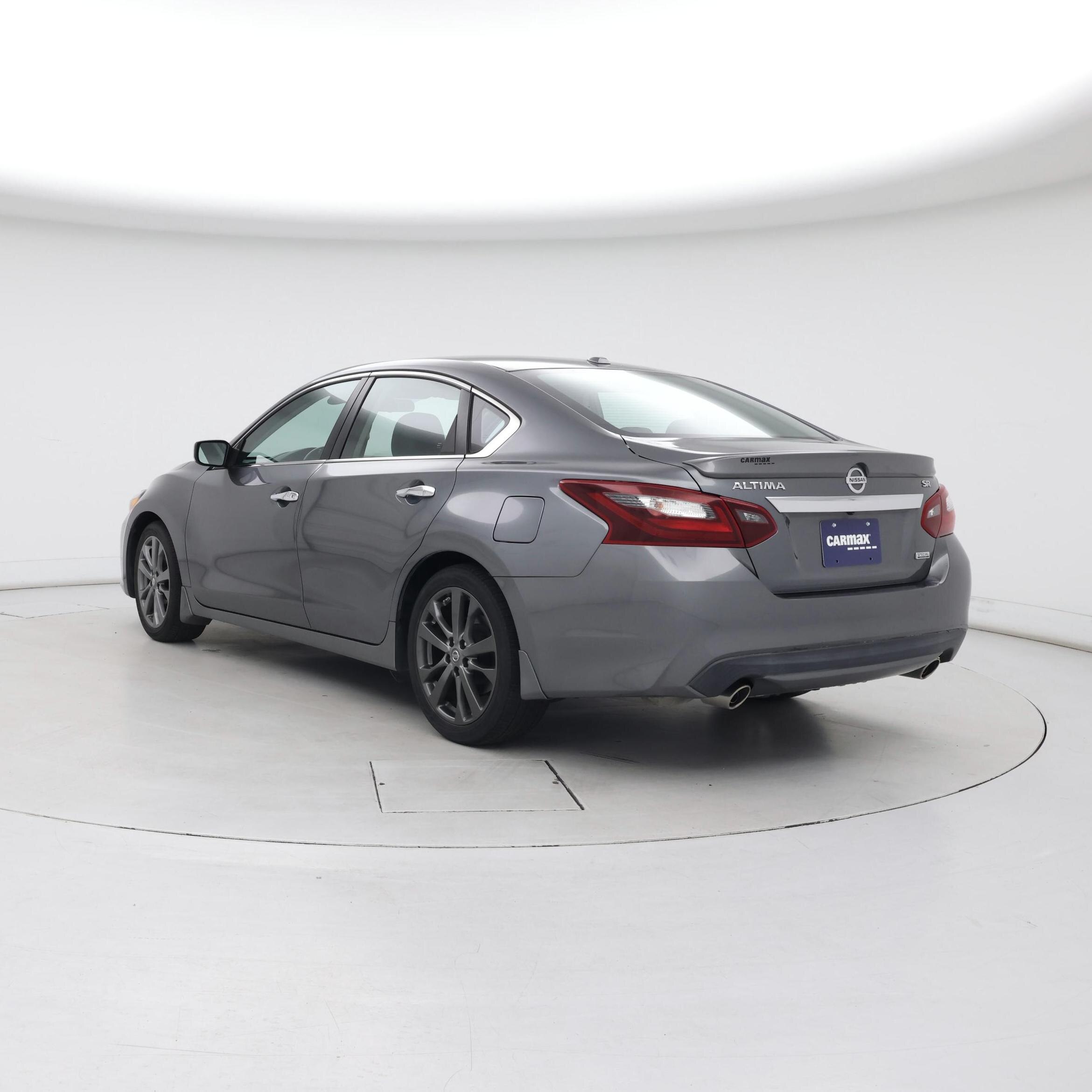 Thumbnail: 2018 Nissan Altima - 2