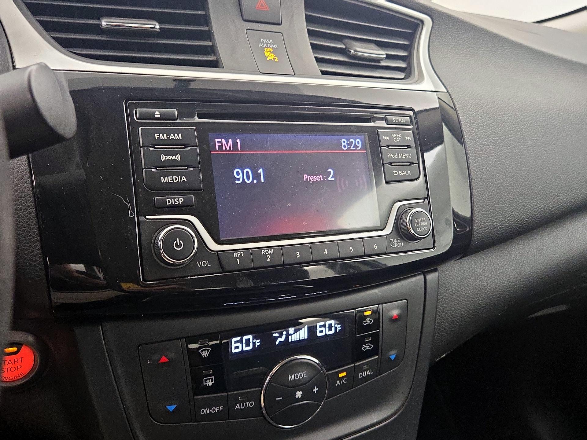 Thumbnail: 2018 Nissan Sentra - 15
