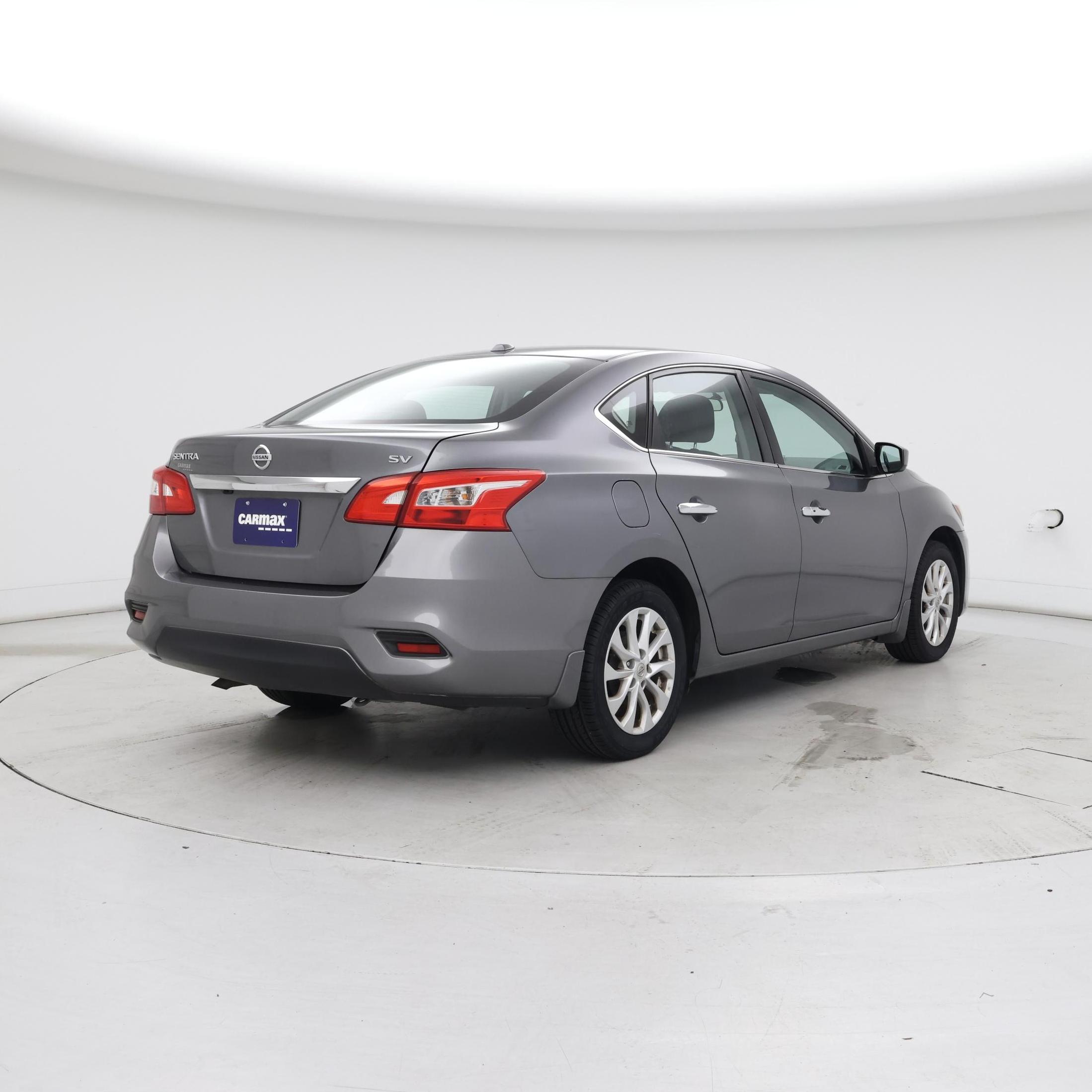 Thumbnail: 2018 Nissan Sentra - 8