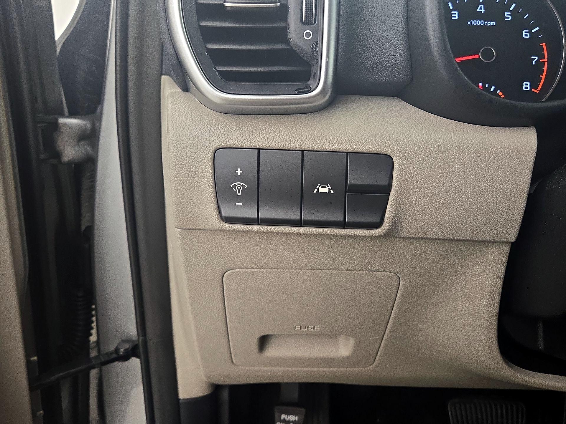 Thumbnail: 2021 Kia Sportage - 13