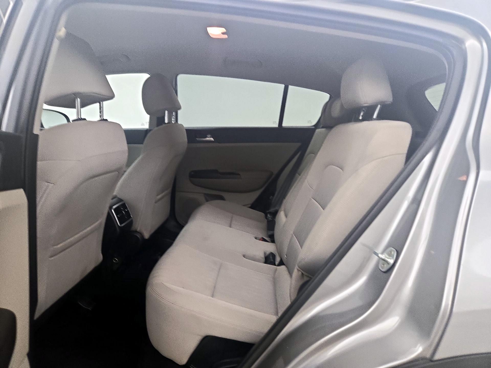 Thumbnail: 2021 Kia Sportage - 19