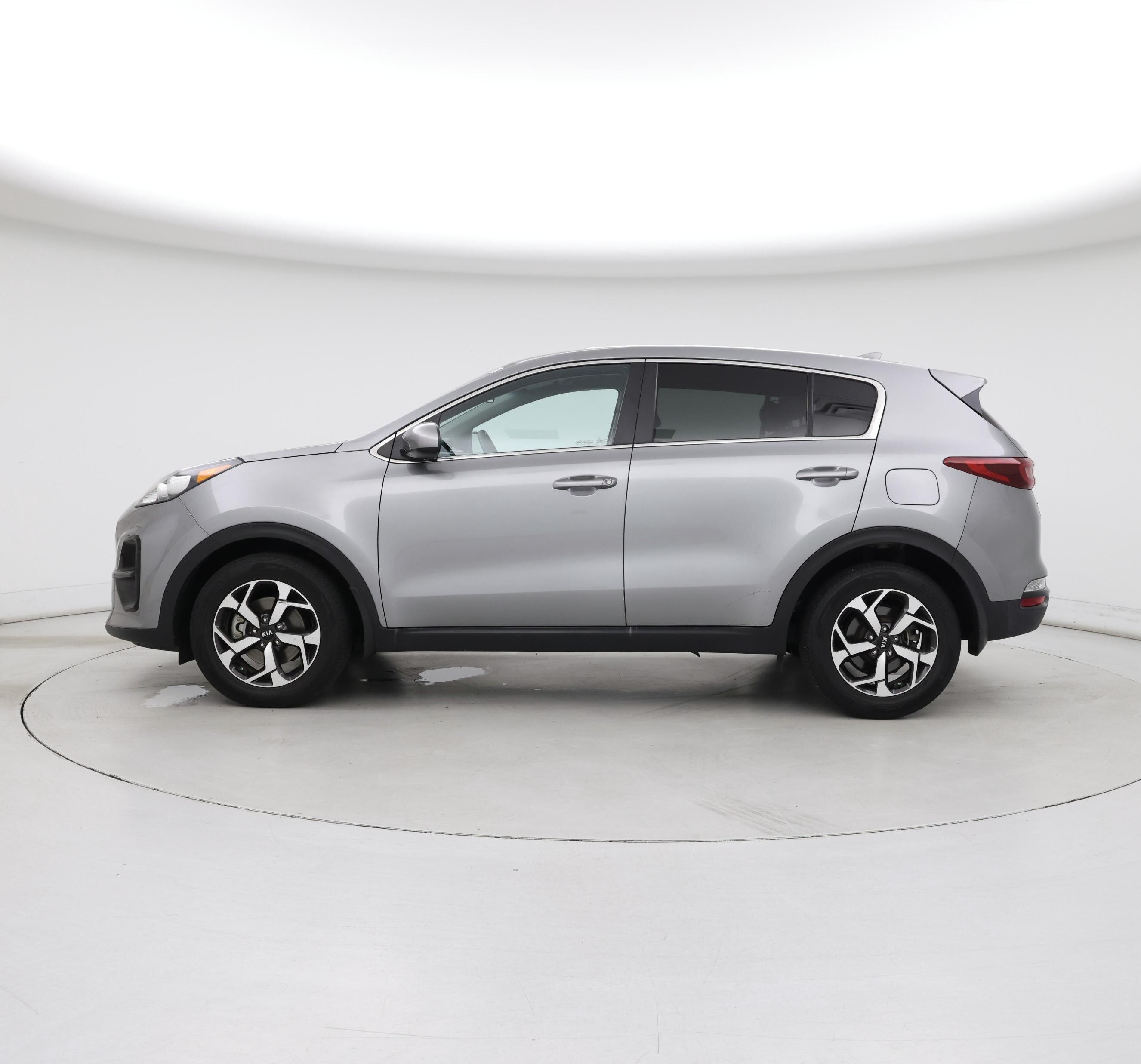 Thumbnail: 2021 Kia Sportage - 3
