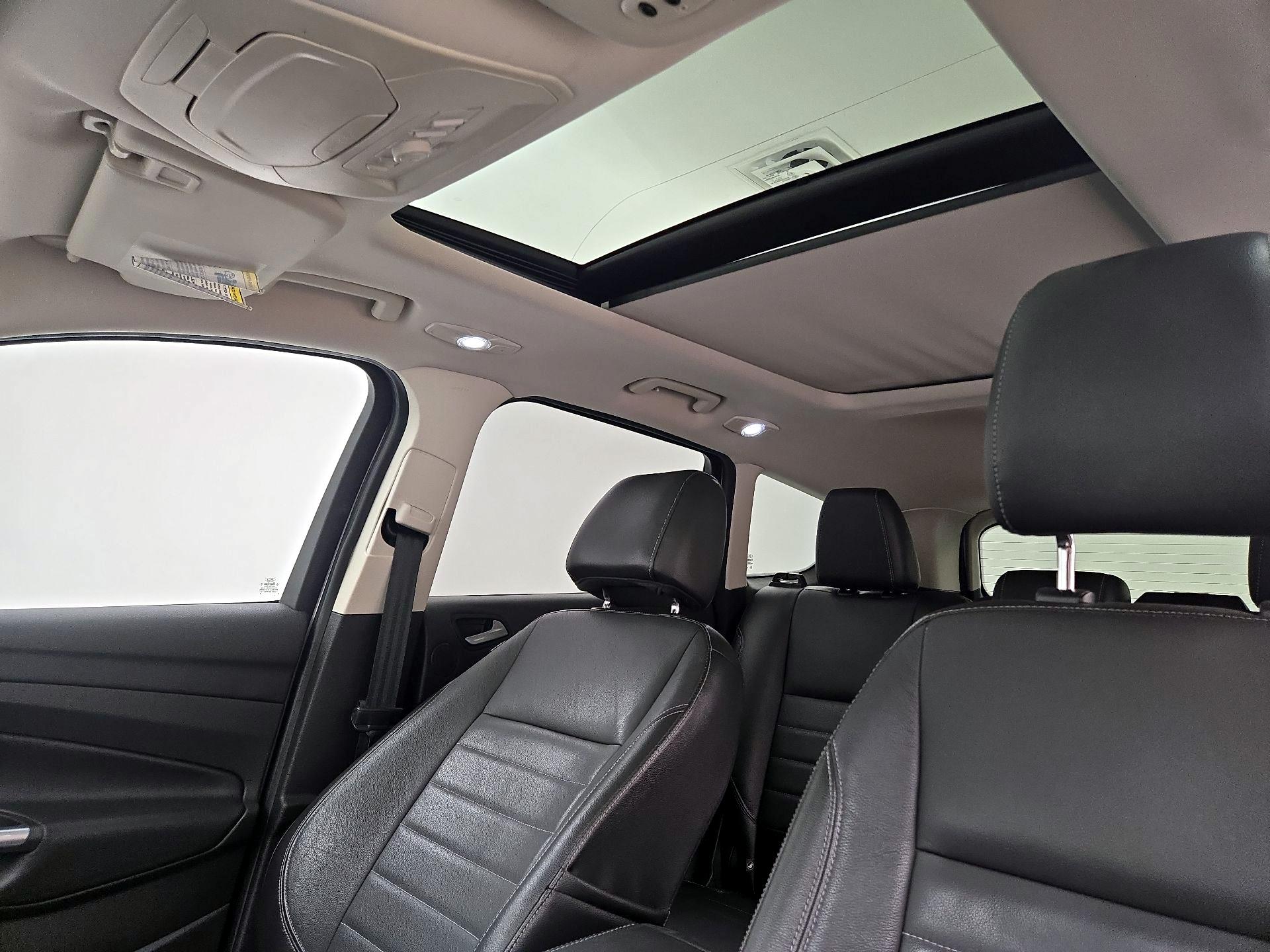 Thumbnail: 2014 Ford Escape - 19