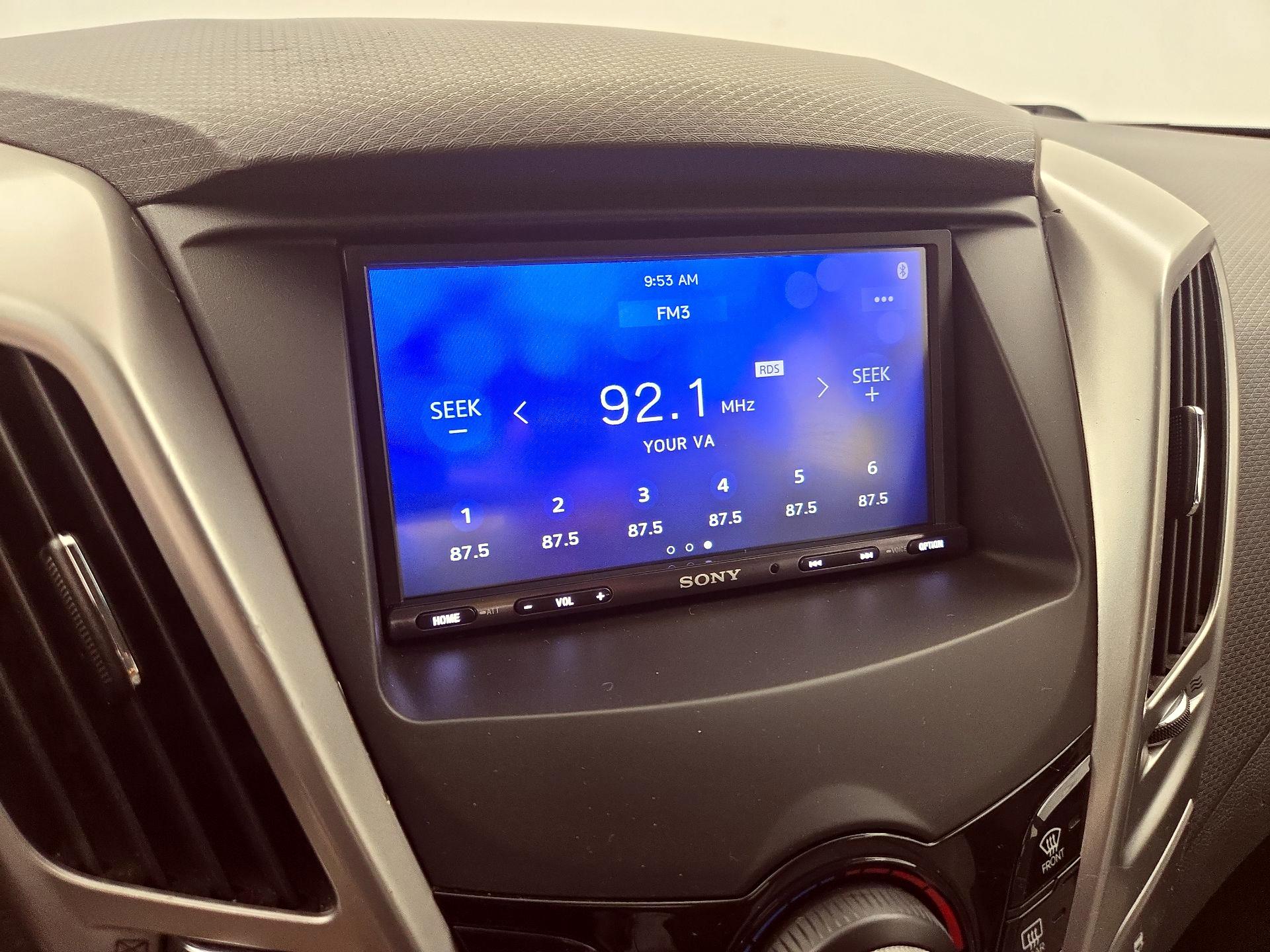 Thumbnail: 2014 Hyundai Veloster - 15