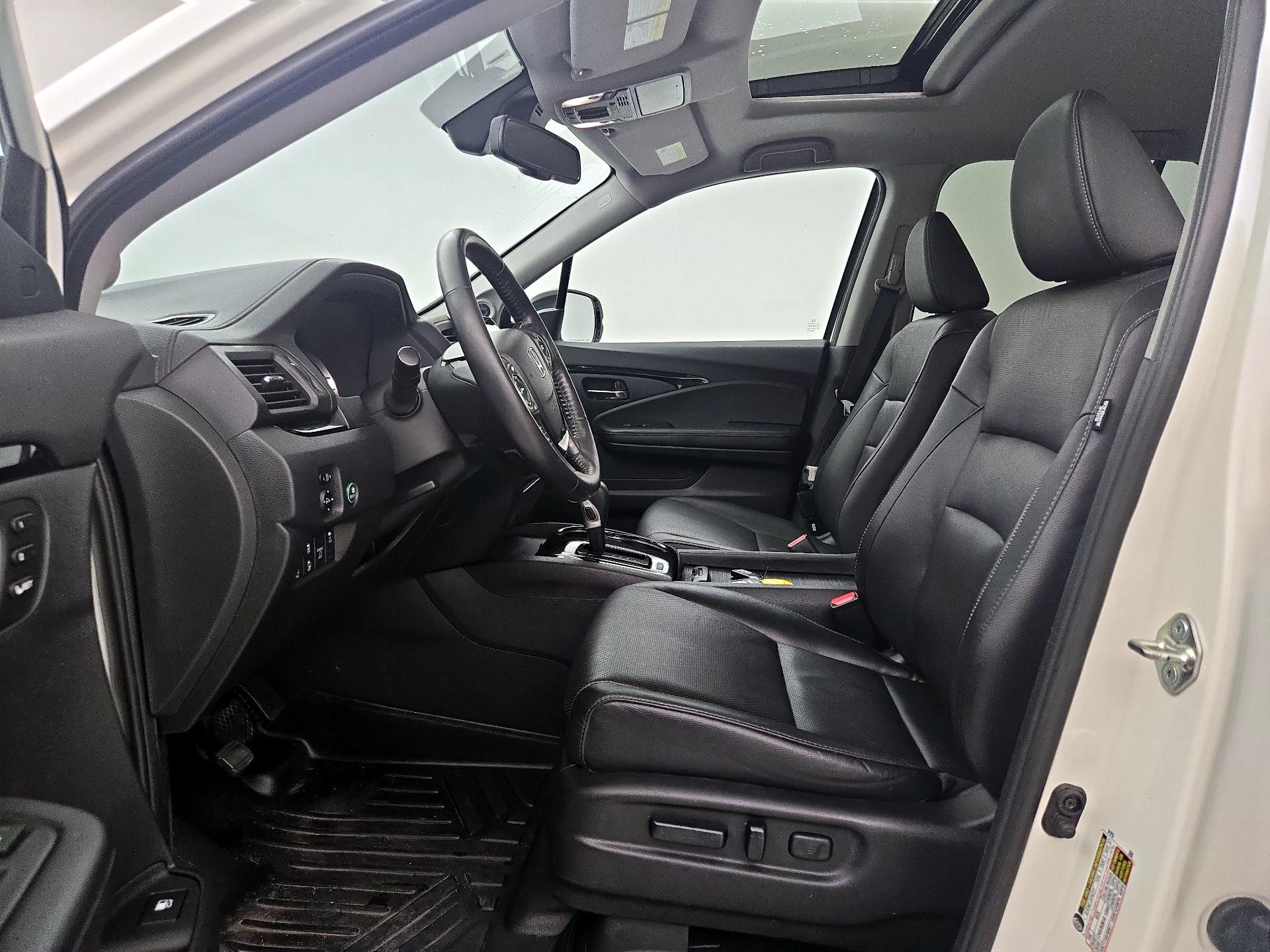 Thumbnail: 2019 Honda Ridgeline - 11